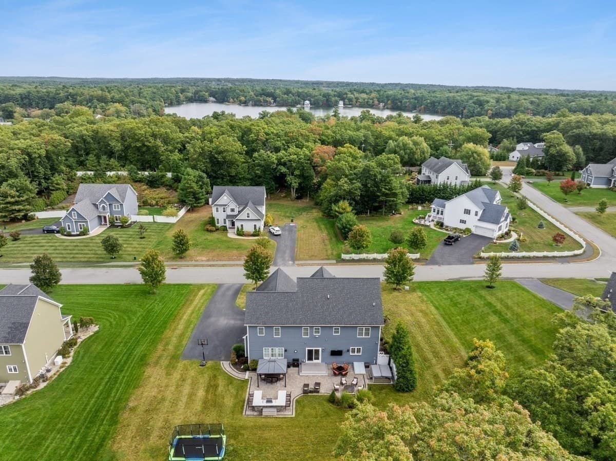 Single Family Residence at 4 Oxbow Dr, Plainville MA 02762, Plainville, photo 39 of 41