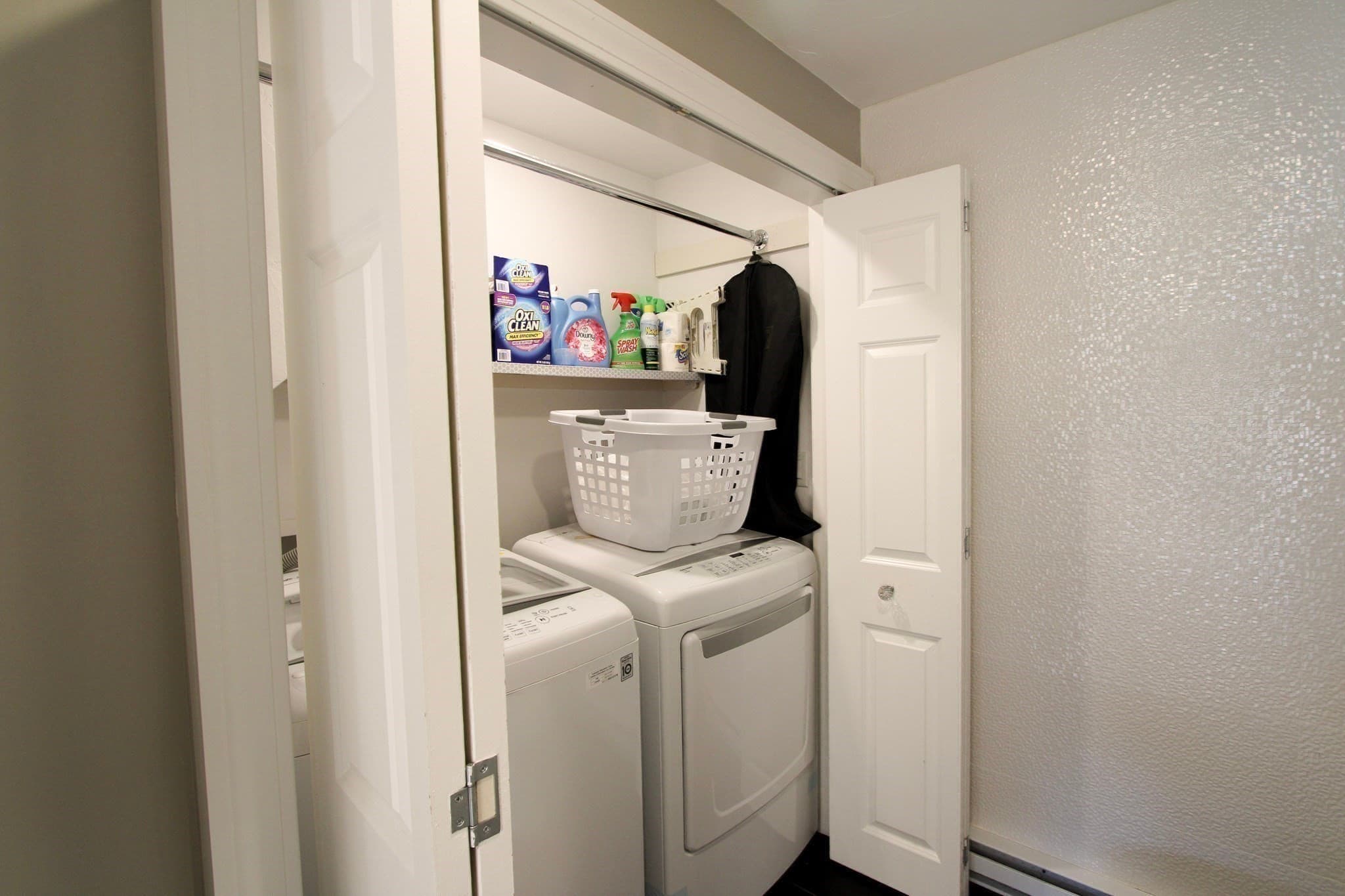 Single Family Residence at 31 Governor Andrew Road, Hingham MA 02043, Hingham, photo 7 of 36