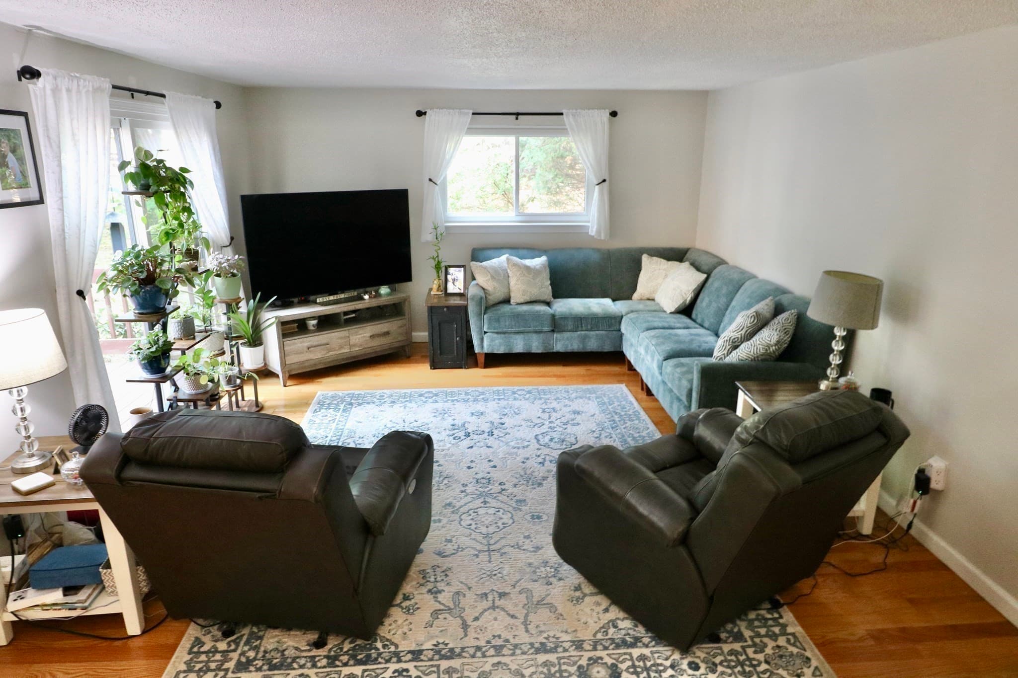 Condominium at 25B Country Club Ln # B, Milford MA 01757, Milford, photo 6 of 9