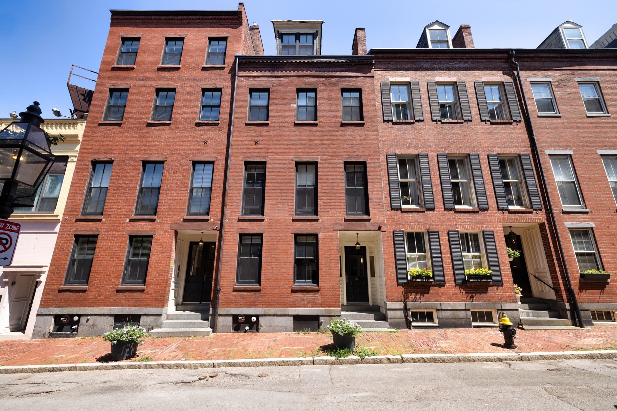 16 Temple Street, Boston MA 02114