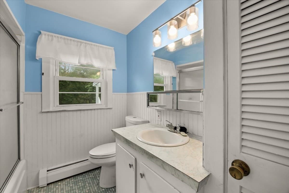 Single Family Residence at 1189 Bark St, Swansea MA 02777, Swansea, photo 18 of 24