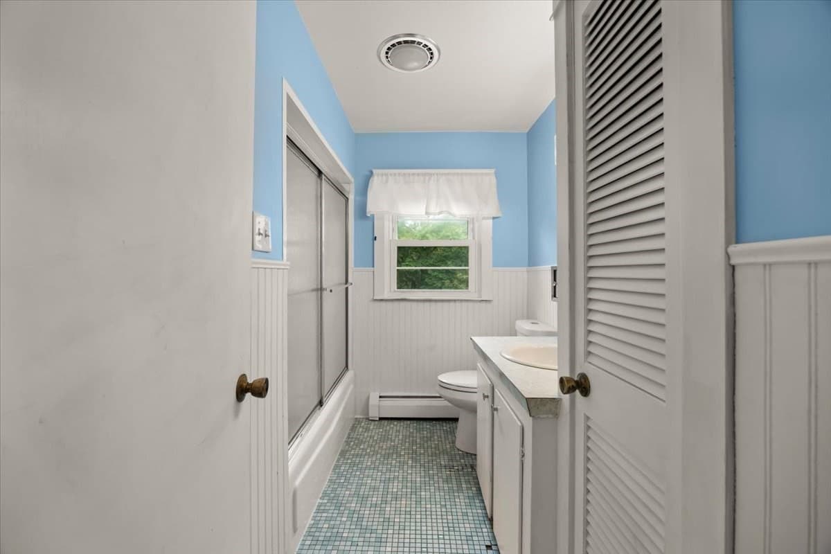 Single Family Residence at 1189 Bark St, Swansea MA 02777, Swansea, photo 19 of 24
