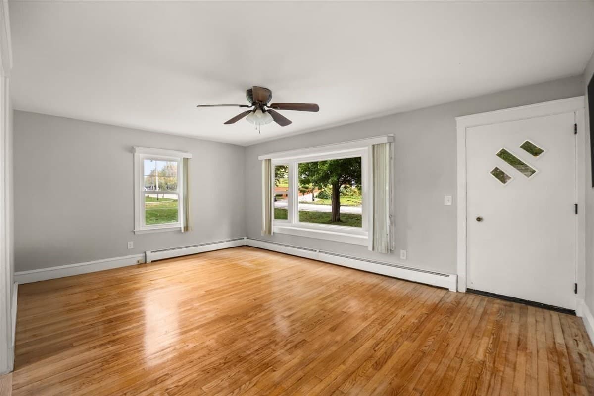 Single Family Residence at 1189 Bark St, Swansea MA 02777, Swansea, photo 4 of 24