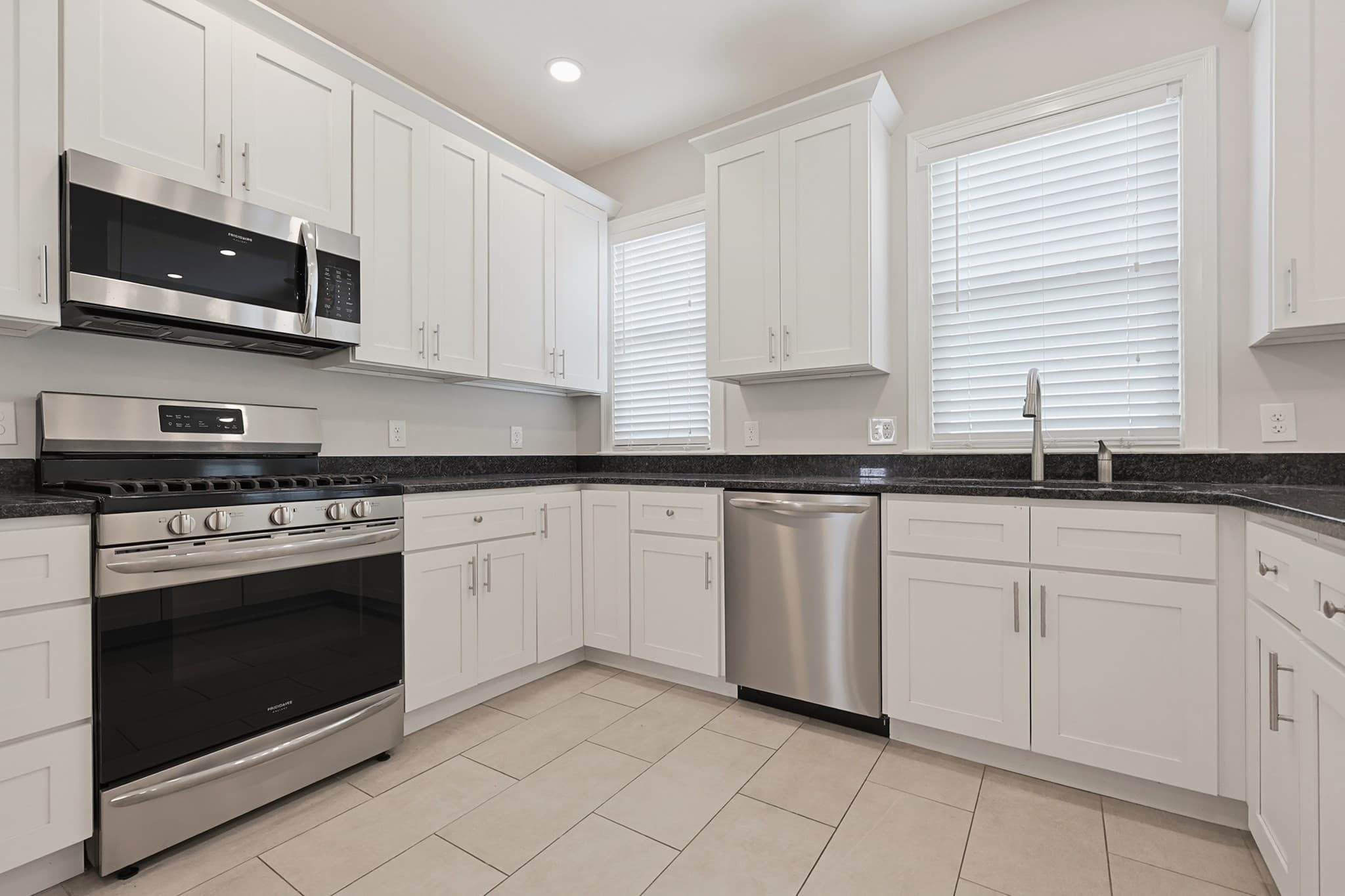 Single Family Residence at 91 Verndale St, Brookline MA 02446, Brookline, photo 3 of 41