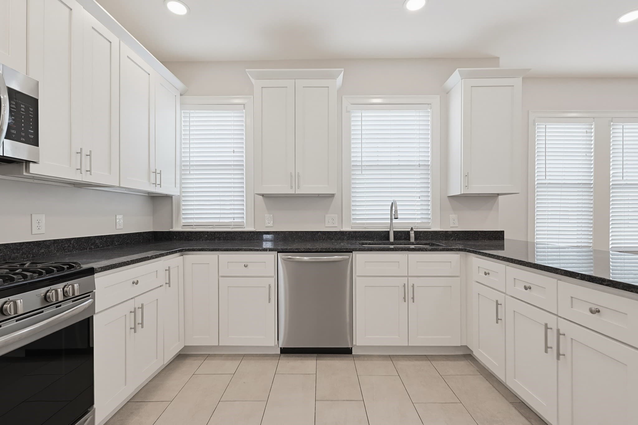 Single Family Residence at 91 Verndale St, Brookline MA 02446, Brookline, photo 4 of 41