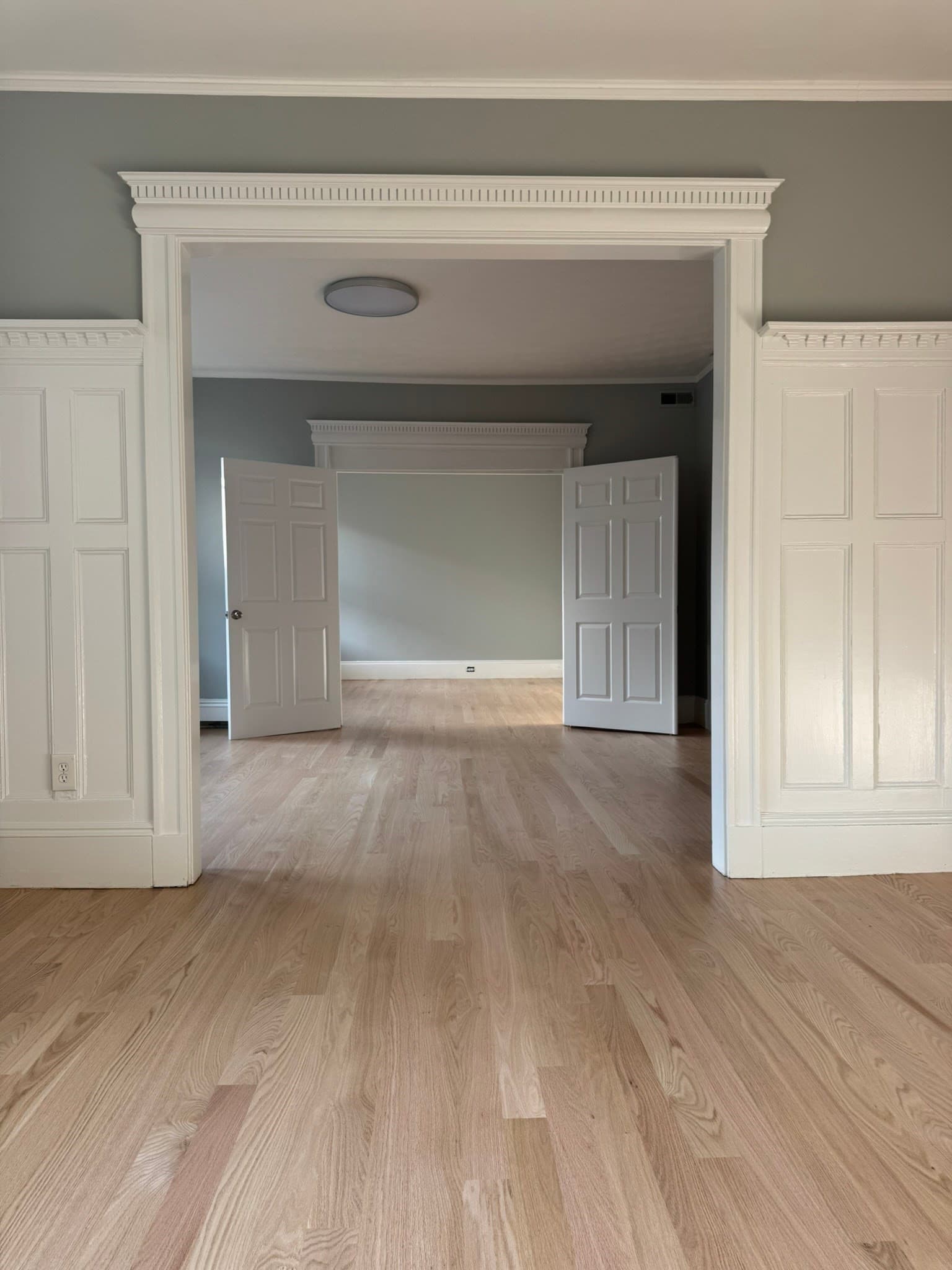 Apartment at 12 Kilsyth Road # 3, Brookline MA 02445, photo 3 of 14