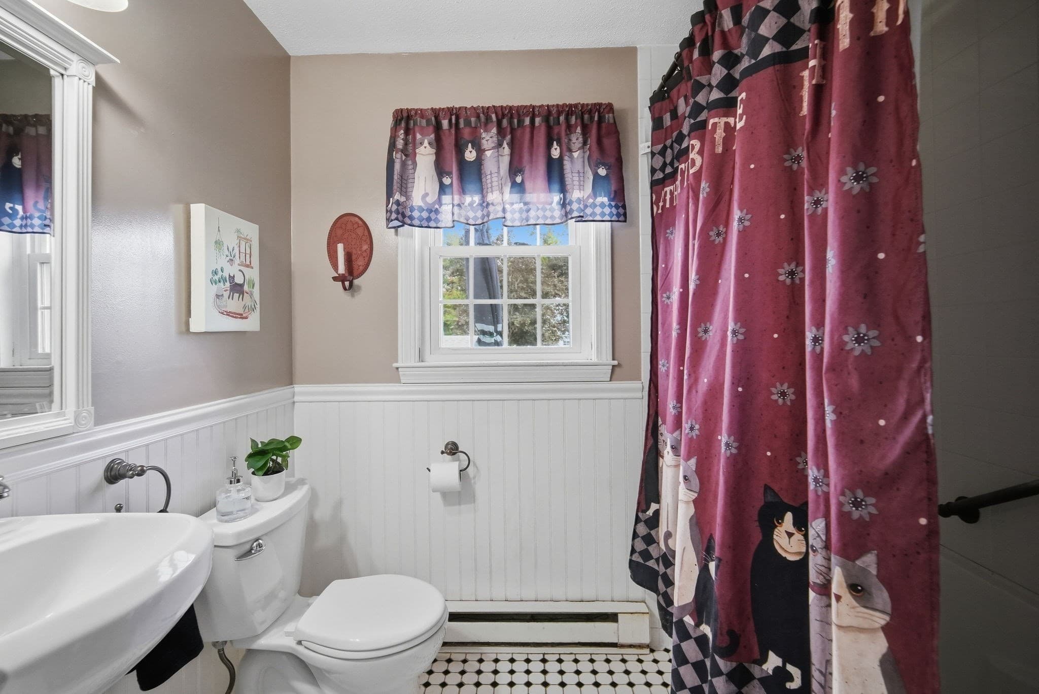 Single Family Residence at 24 Sedgelia Street, Springfield MA 01104, Springfield, photo 14 of 29