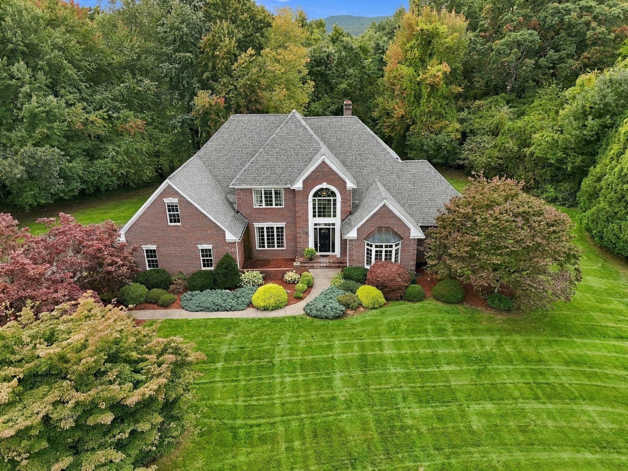 18 Priestly Farms Rd, South Hadley MA 01075