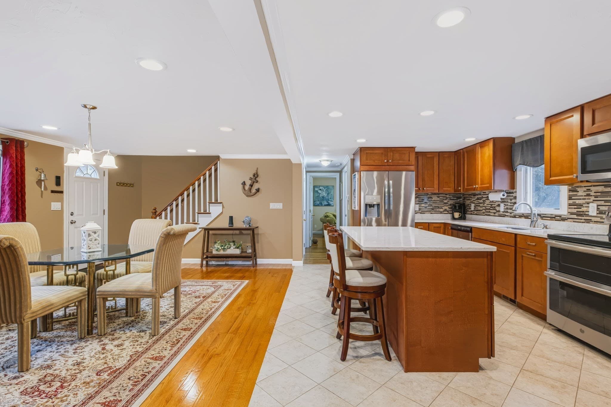 Single Family Residence at 3 Jupiter Ln, Yarmouth MA 02664, Yarmouth, photo 8 of 34