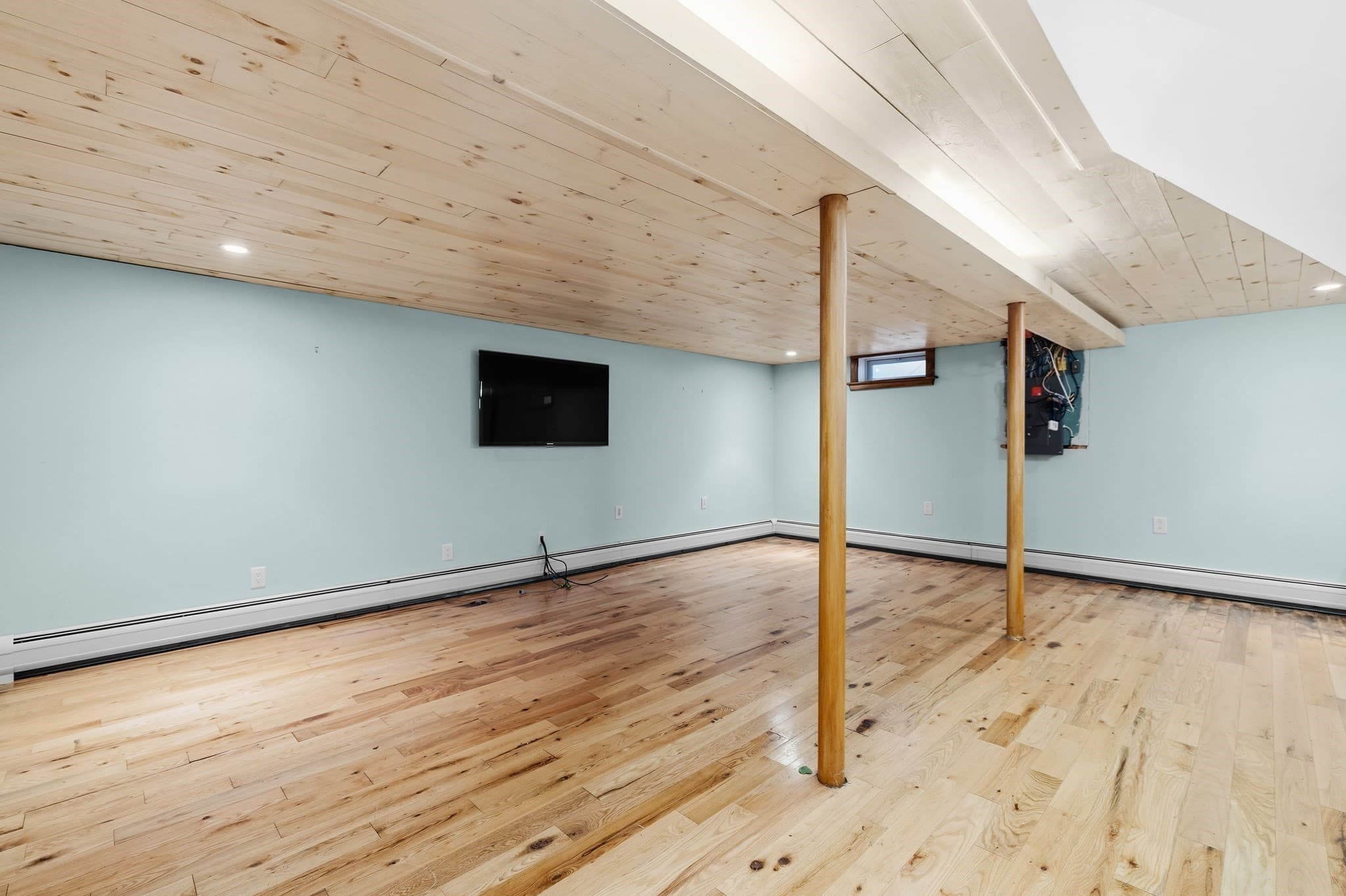 Single Family Residence at 15 Plante St, New Bedford MA 02745, New Bedford, photo 23 of 41