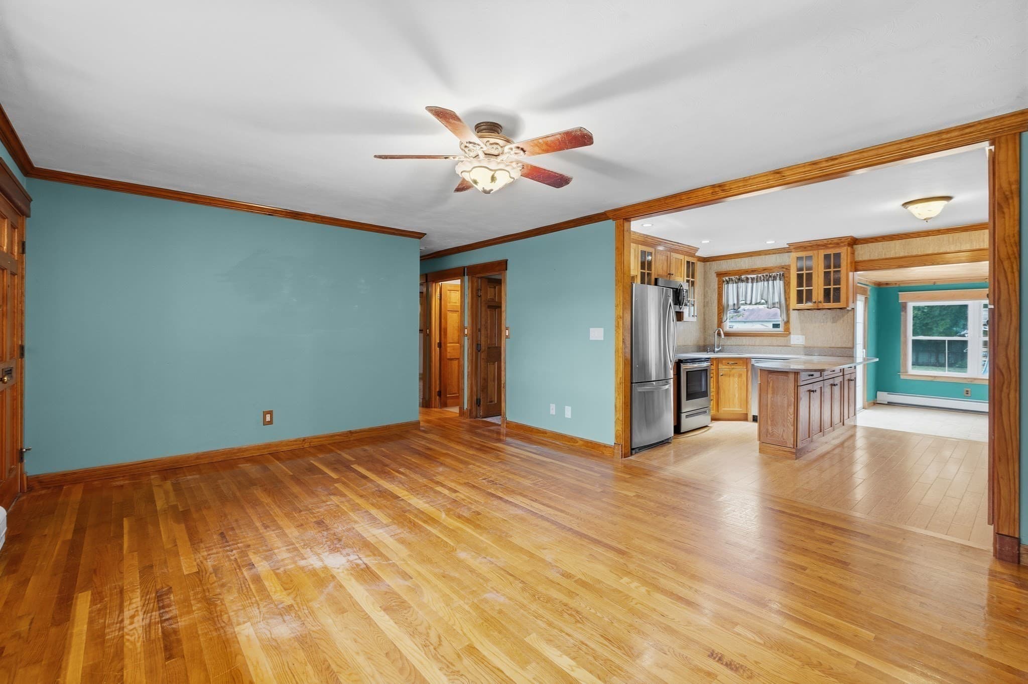 Single Family Residence at 15 Plante St, New Bedford MA 02745, New Bedford, photo 7 of 41