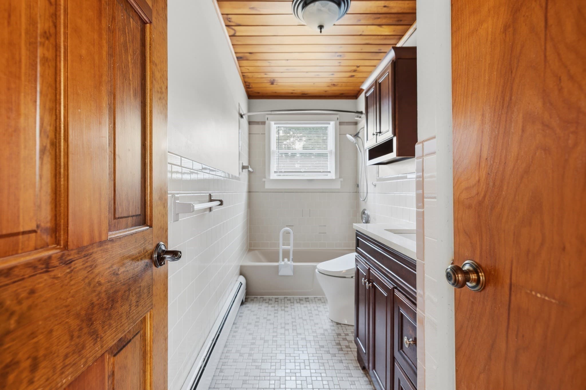 Single Family Residence at 15 Plante St, New Bedford MA 02745, New Bedford, photo 14 of 41