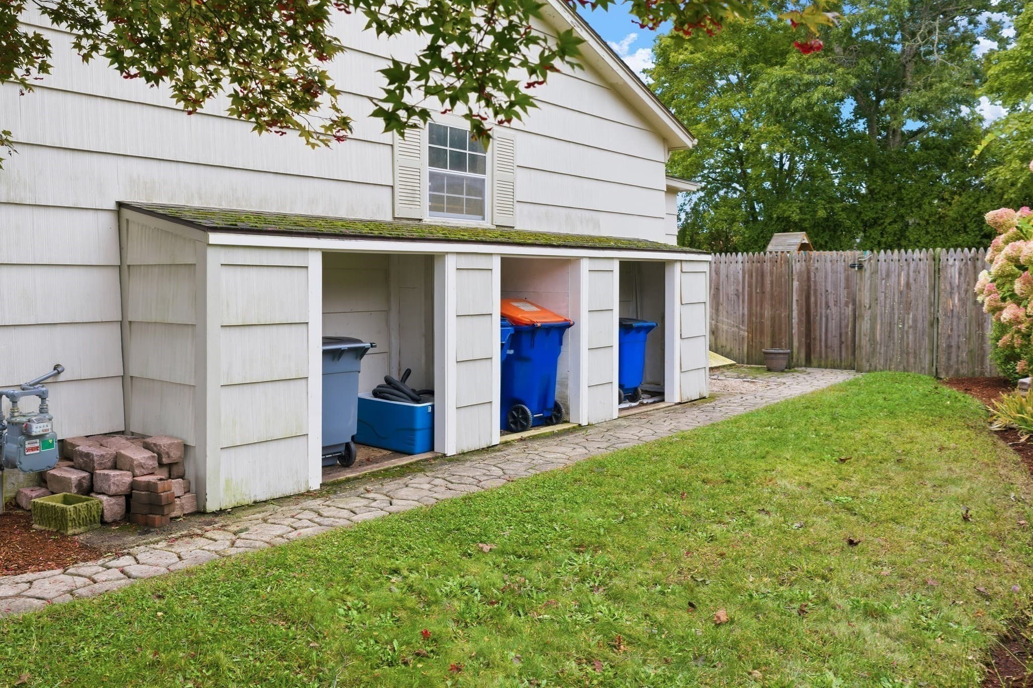 Single Family Residence at 15 Plante St, New Bedford MA 02745, New Bedford, photo 35 of 41