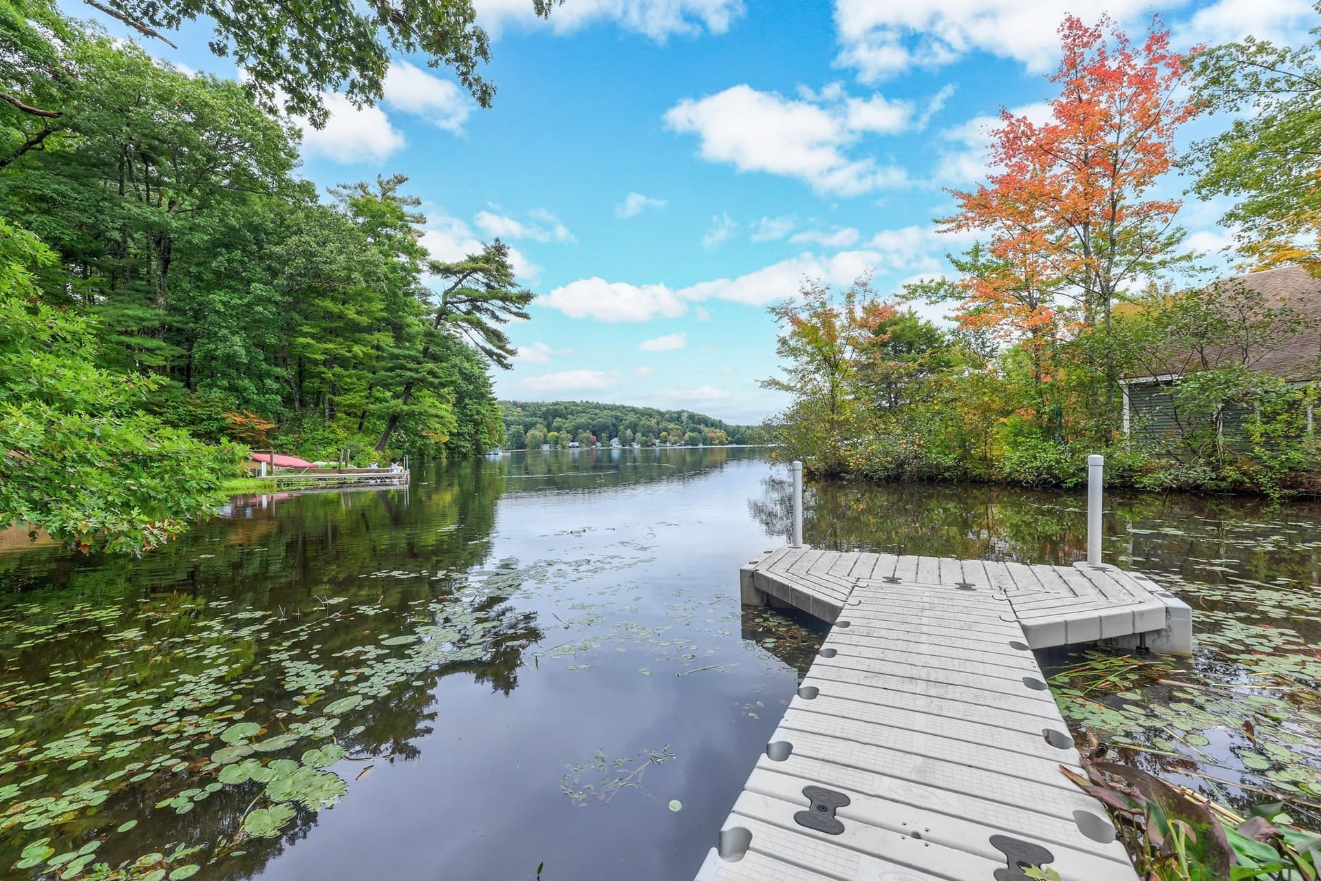 43 Mashapaug Rd, Holland MA 01521