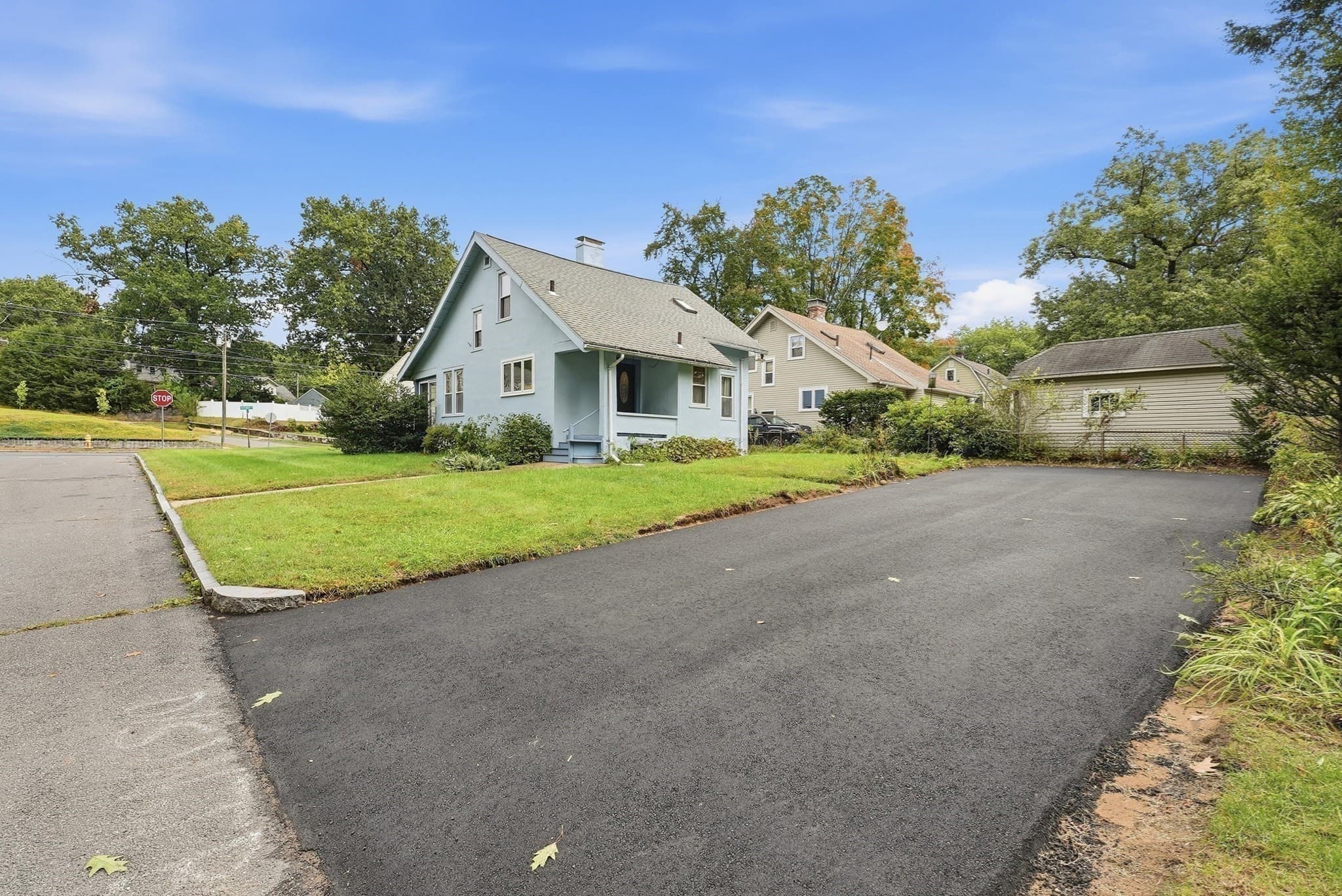Single Family Residence at 102 Tiffany St, Springfield MA 01108, Springfield, photo 2 of 37