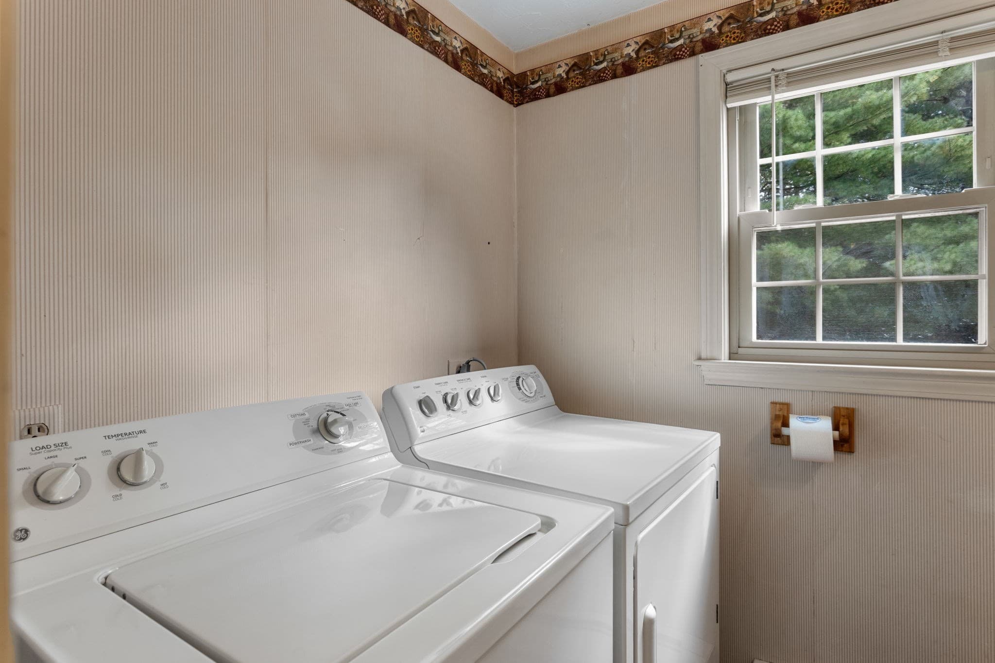 Single Family Residence at 15 Plantation Rd, Plymouth MA 02360, Plymouth, photo 21 of 36