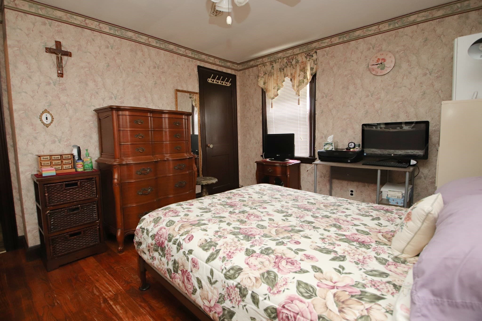 Single Family Residence at 15 Lewis Lane, Saugus MA 01906, Saugus, photo 9 of 31