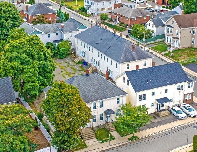 5-9 Family at 34-44 Cedar, Waltham MA 02453, Waltham, photo 9 of 20