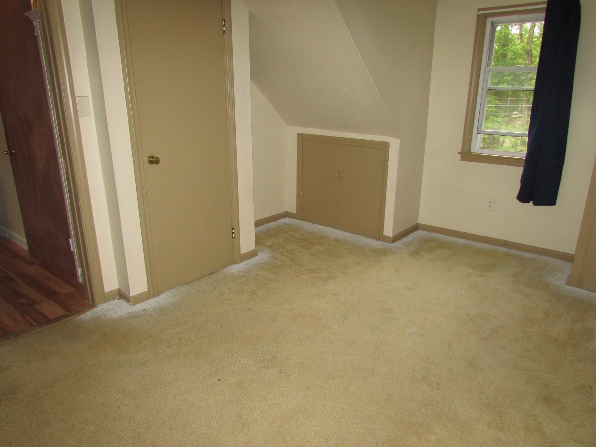 Multi Family at 10 Bartlett St, South Hadley MA 01075, photo 23 of 35