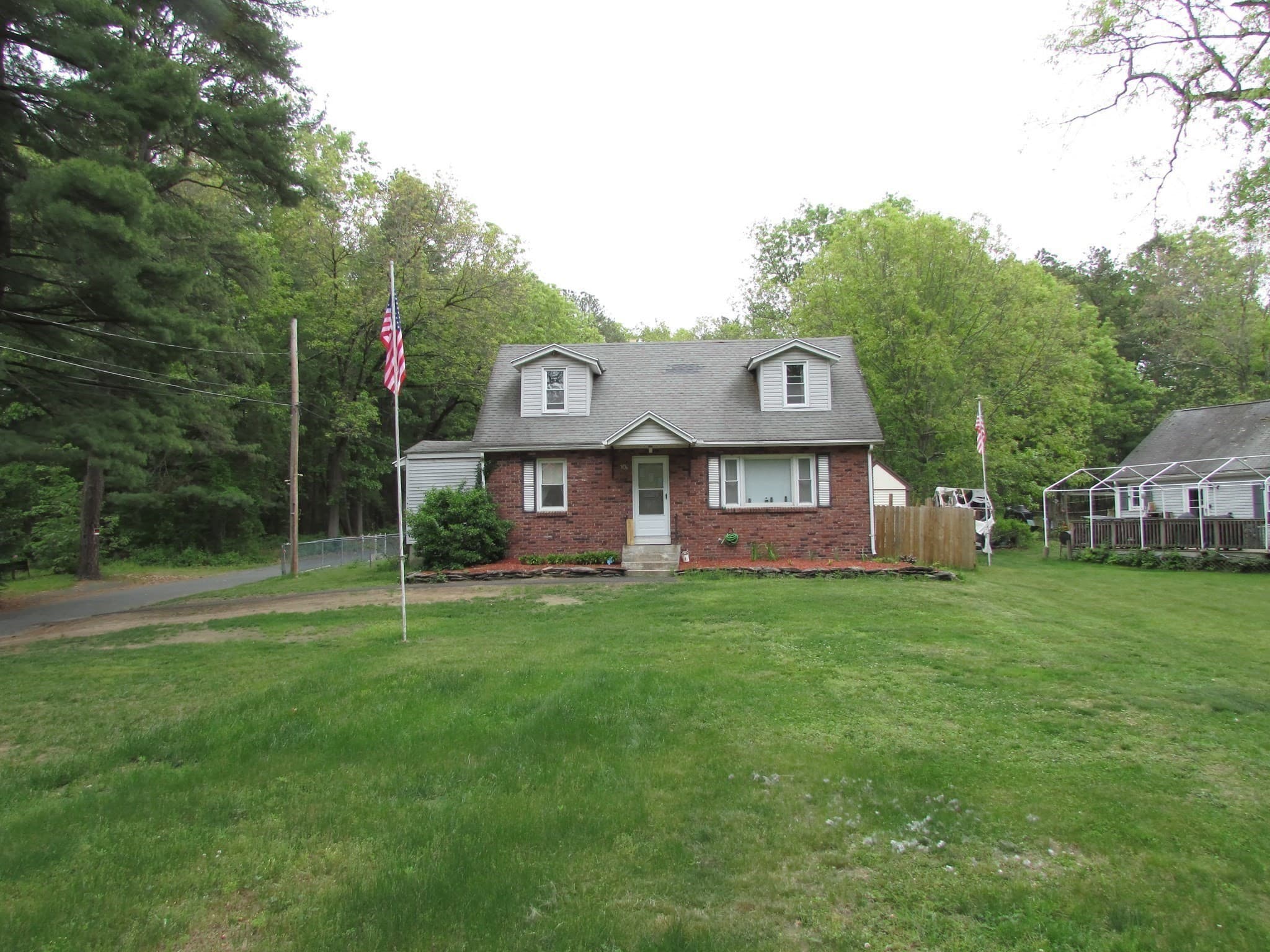 Multi Family at 10 Bartlett St, South Hadley MA 01075, photo 3 of 35