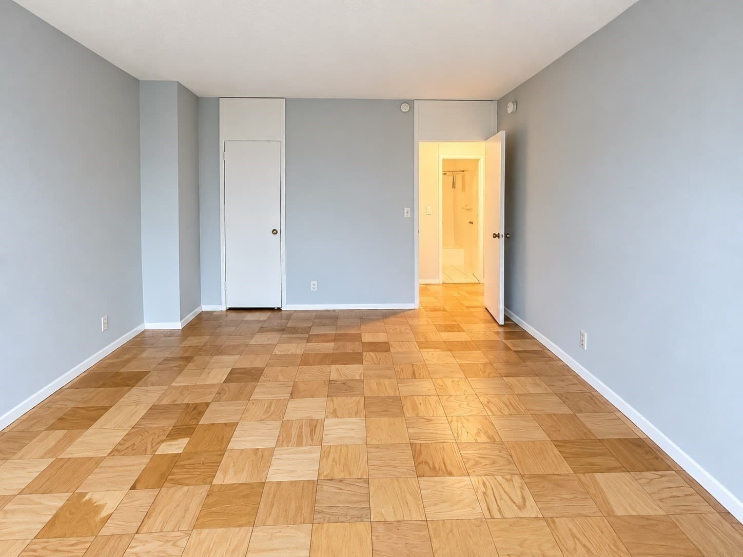 Condominium at 65 E India Row # 29H, Boston MA 02110, Boston, photo 4 of 15