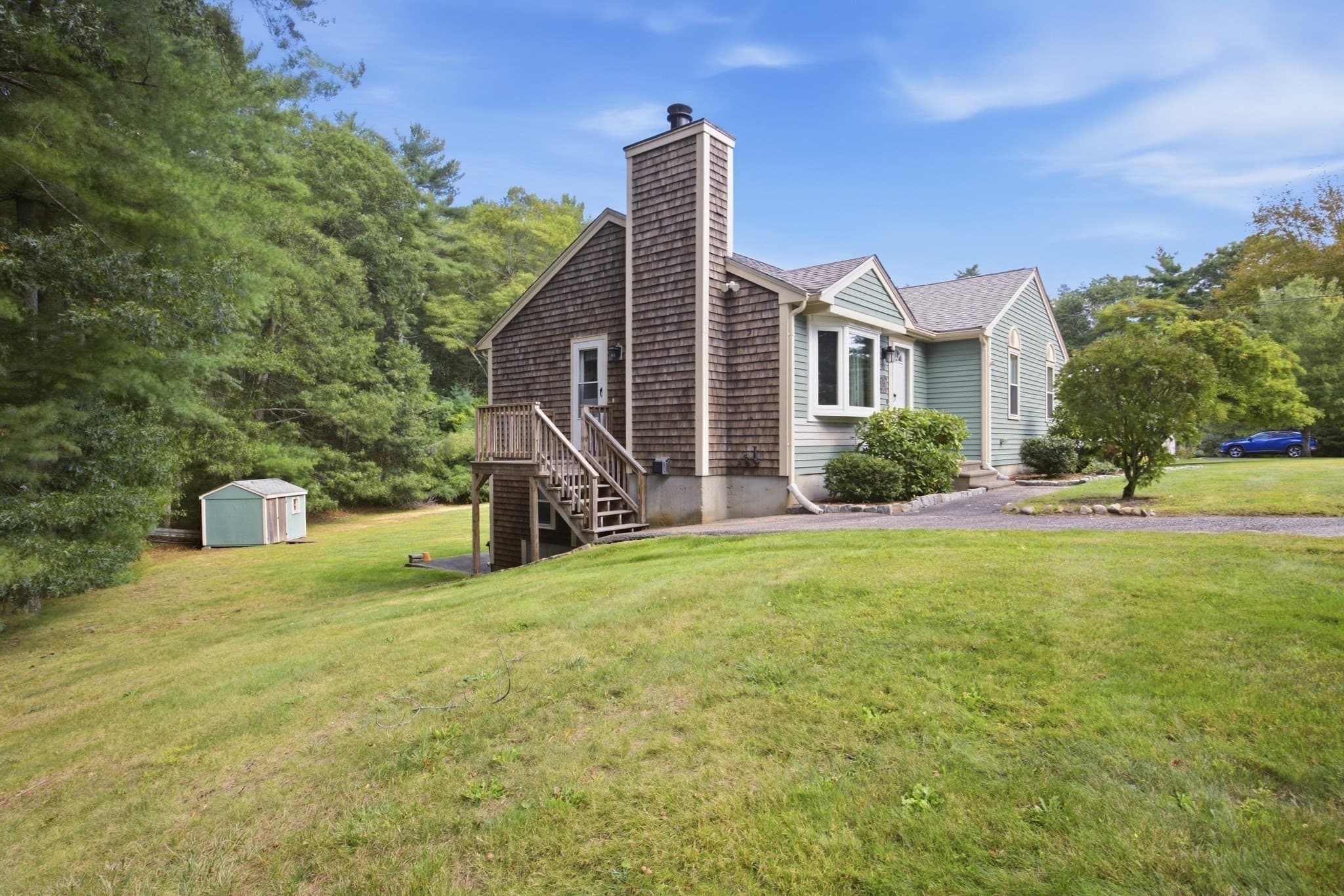 Single Family Residence at 307 Elm St, Kingston MA 02364, Kingston, photo 3 of 25