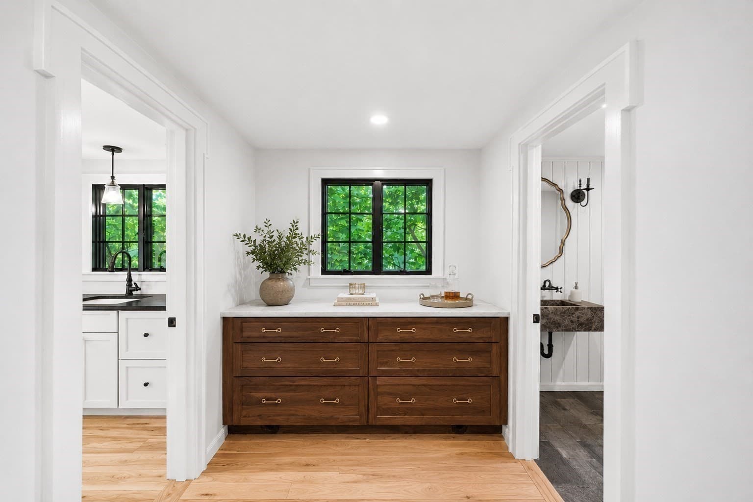Single Family Residence at 392 S Main St, Cohasset MA 02025, Cohasset, photo 10 of 28