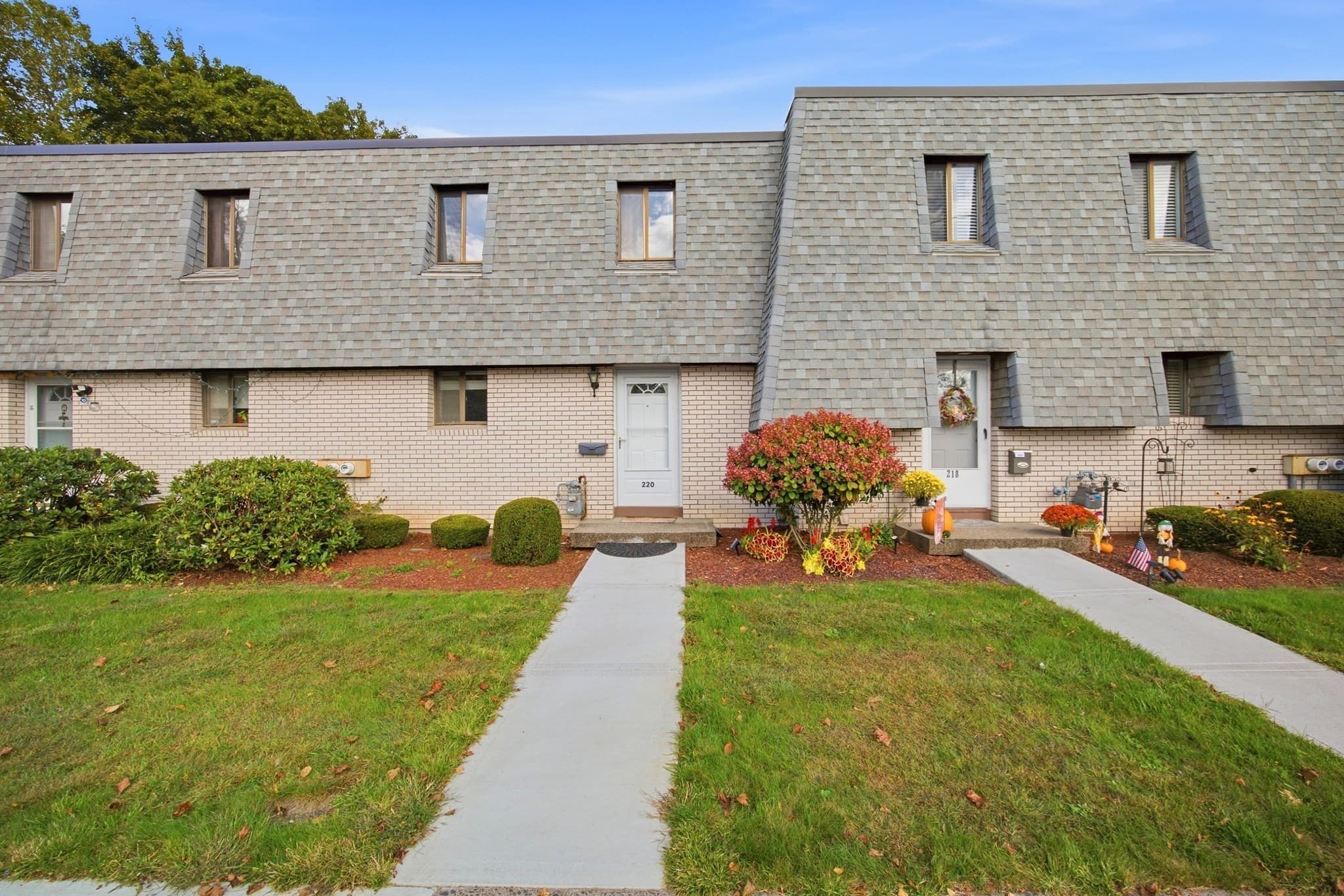 220 Beekman Dr # 220, Agawam MA 01001