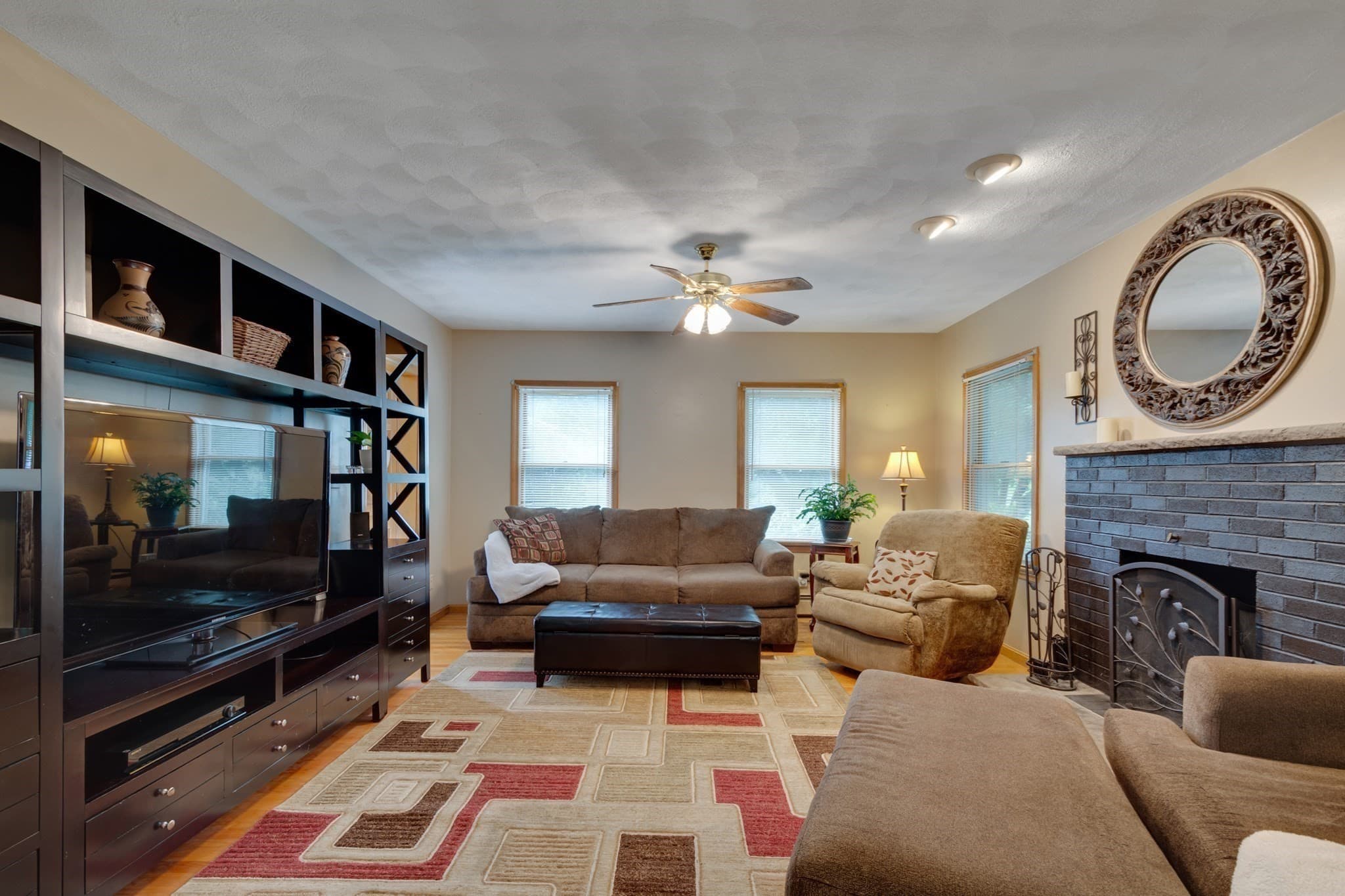 Single Family Residence at 8 Otter Pond Road, Lynnfield MA 01940, Lynnfield, photo 7 of 39