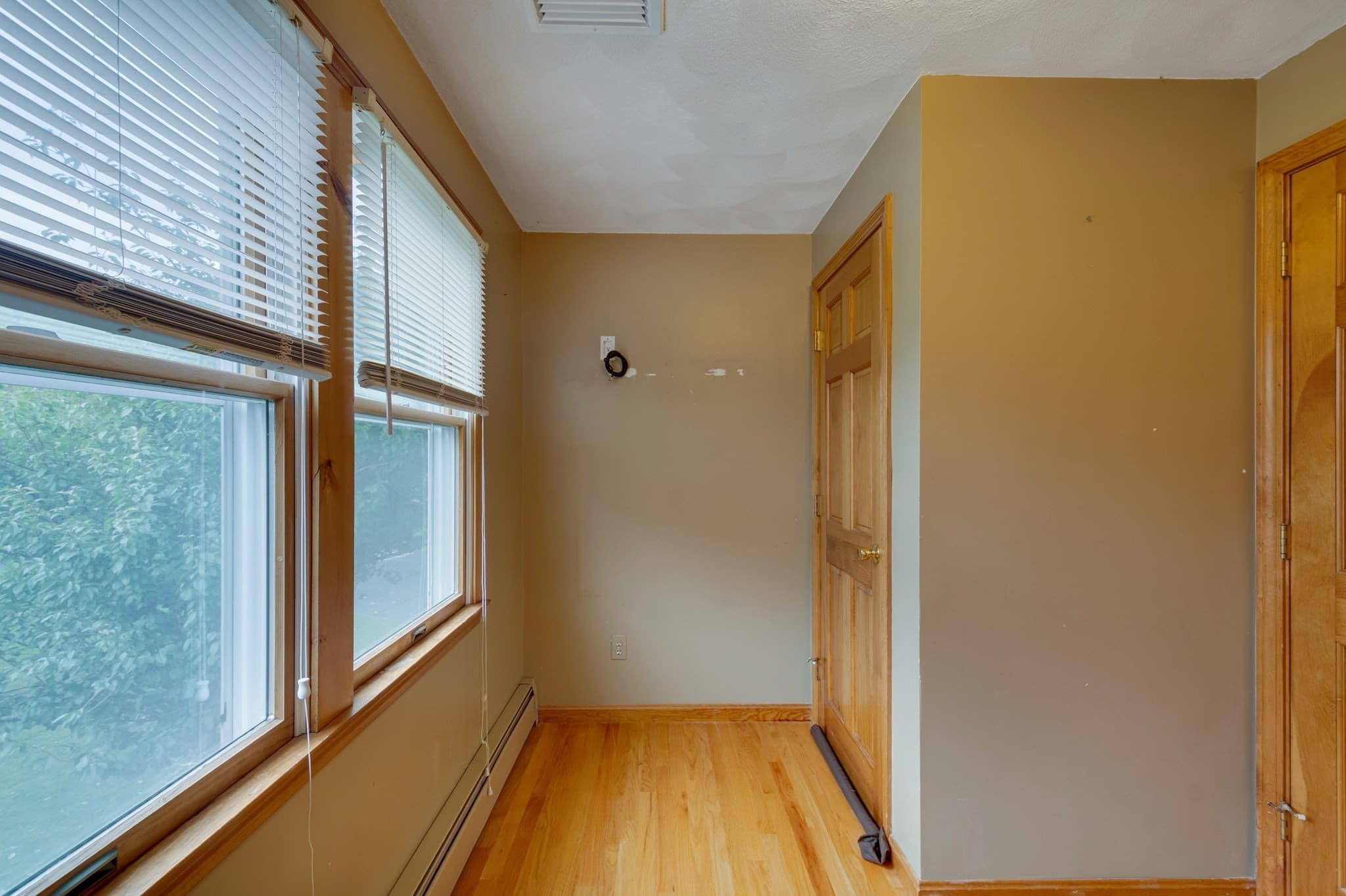 Single Family Residence at 8 Otter Pond Road, Lynnfield MA 01940, Lynnfield, photo 31 of 39