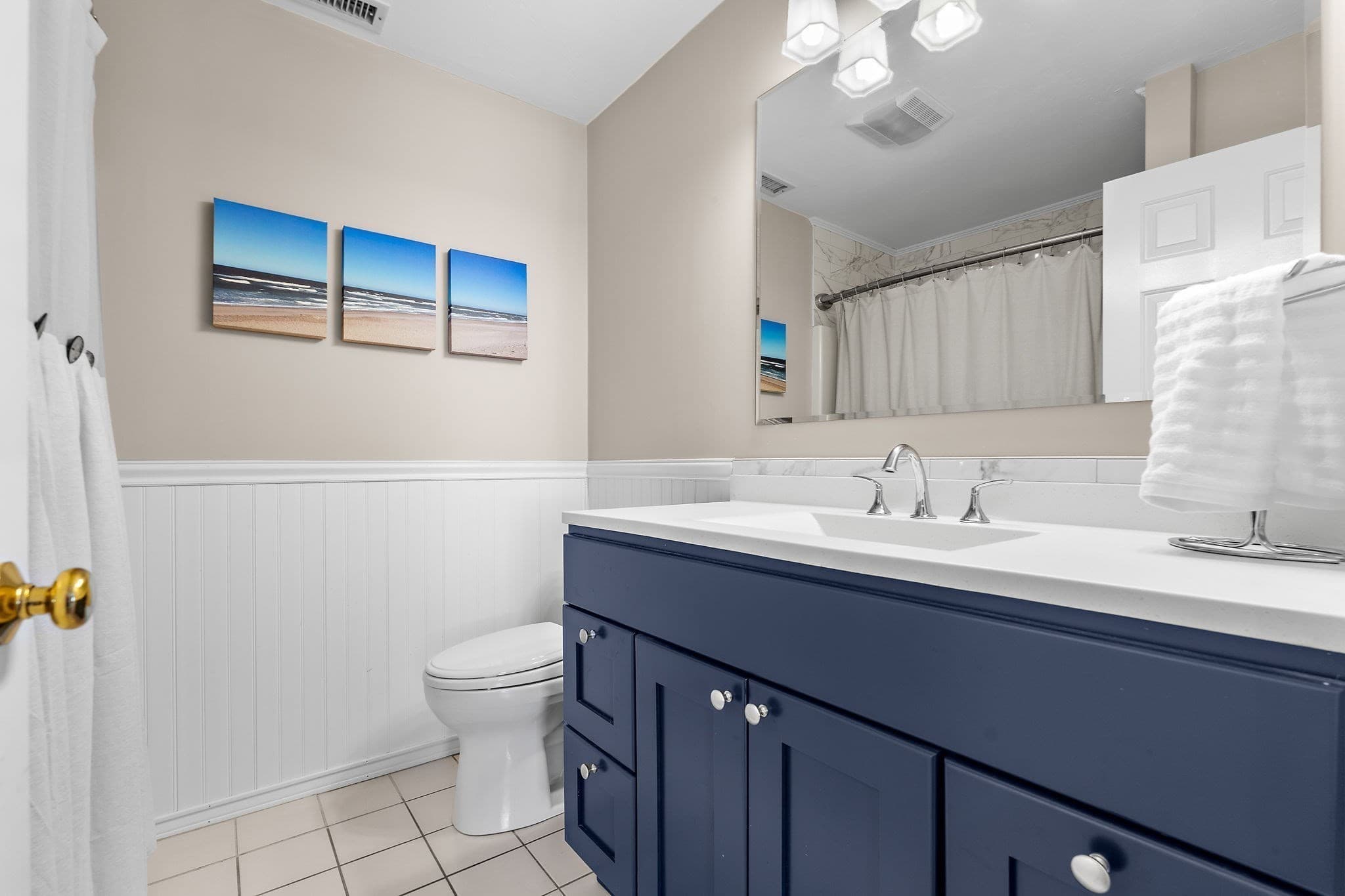 Single Family Residence at 10 Trevor Ln, Worcester MA 01605, Worcester, photo 19 of 36