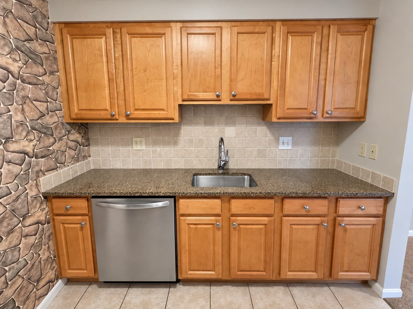 Condominium at 56 Townsend St # D27, Abington MA 02351, photo 2 of 14