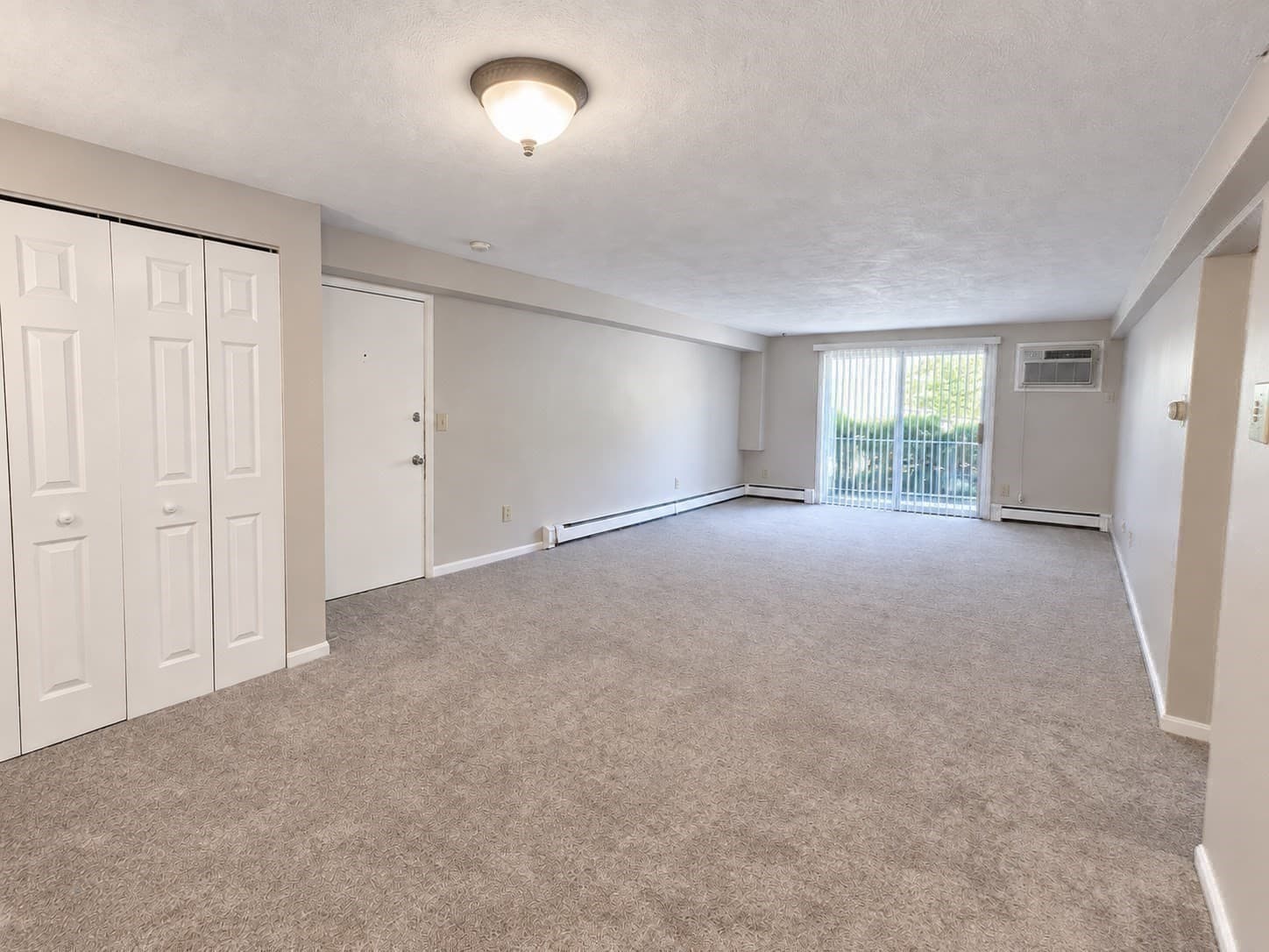 Condominium at 56 Townsend St # D27, Abington MA 02351, photo 6 of 14