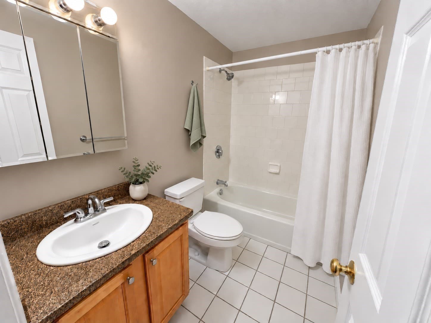 Condominium at 56 Townsend St # D27, Abington MA 02351, photo 8 of 14