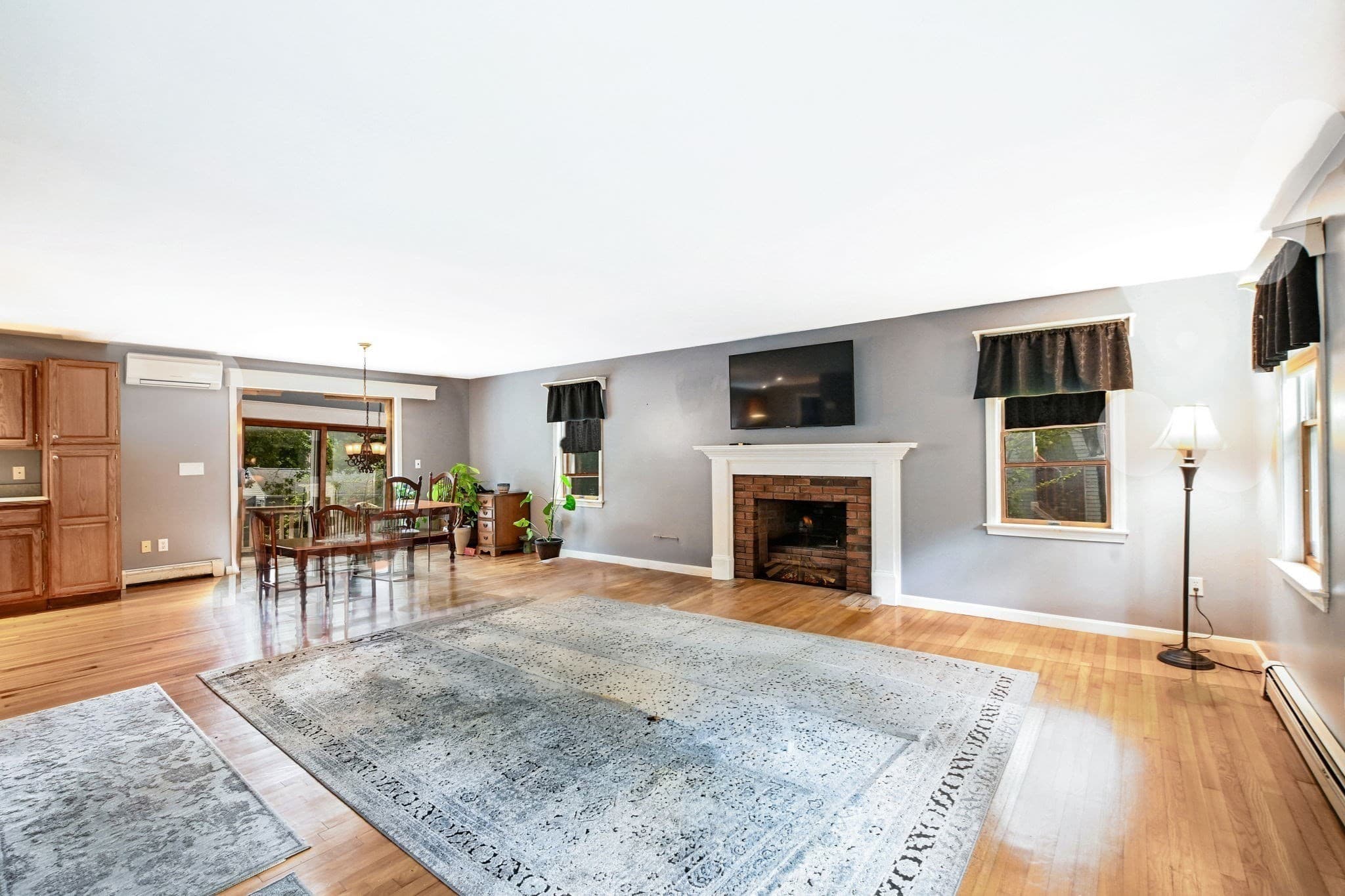 Single Family Residence at 6 Elizabeth Ln, Yarmouth MA 02601, Yarmouth, photo 5 of 24