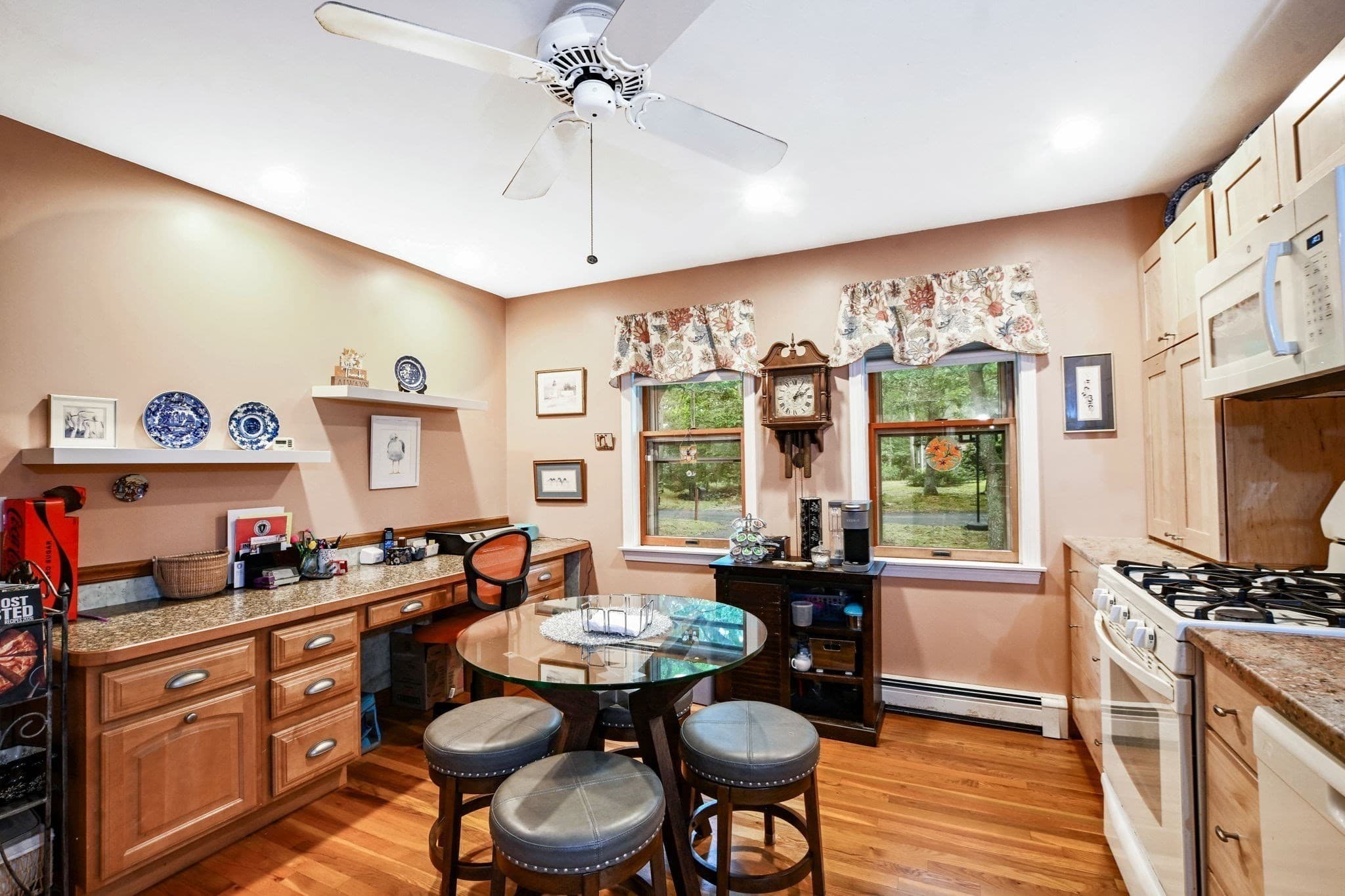 Single Family Residence at 6 Elizabeth Ln, Yarmouth MA 02601, Yarmouth, photo 15 of 24