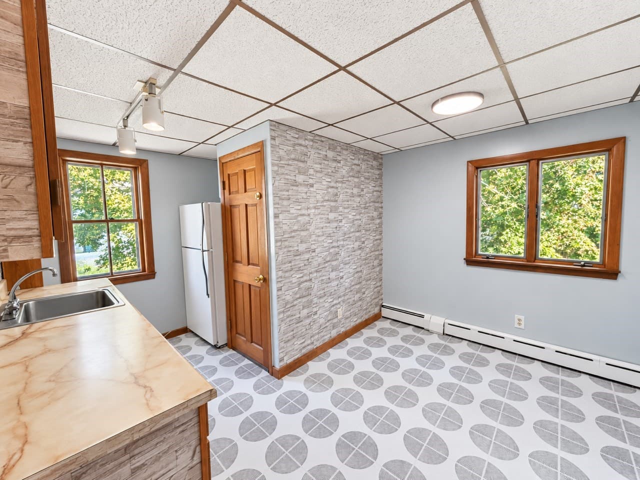 Multi Family at 25 Home St, Beverly MA 01915, Beverly, photo 9 of 20