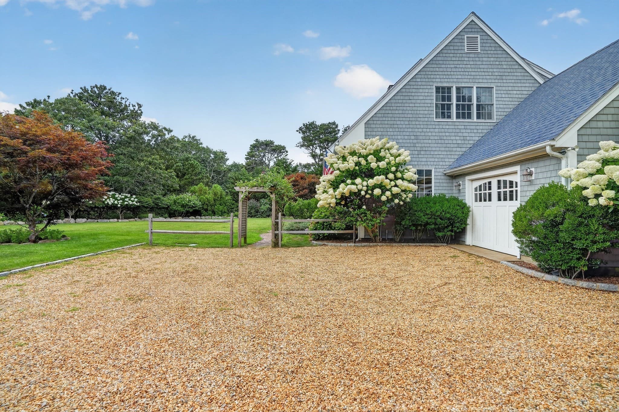 Single Family Residence at 16 Old Dunhams Corner Way, Edgartown MA 02539, Edgartown, photo 4 of 42