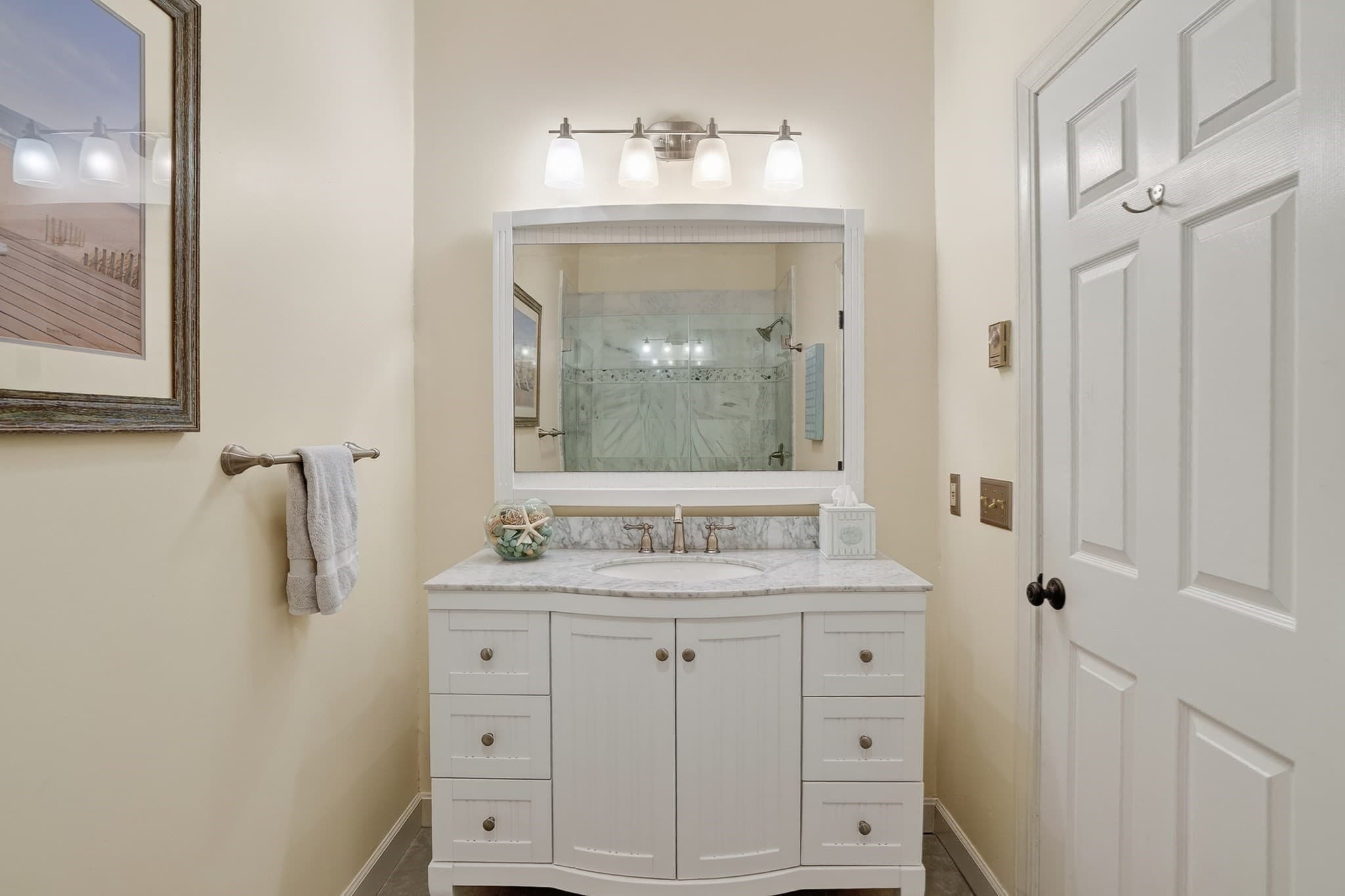 Single Family Residence at 16 Old Dunhams Corner Way, Edgartown MA 02539, Edgartown, photo 25 of 42