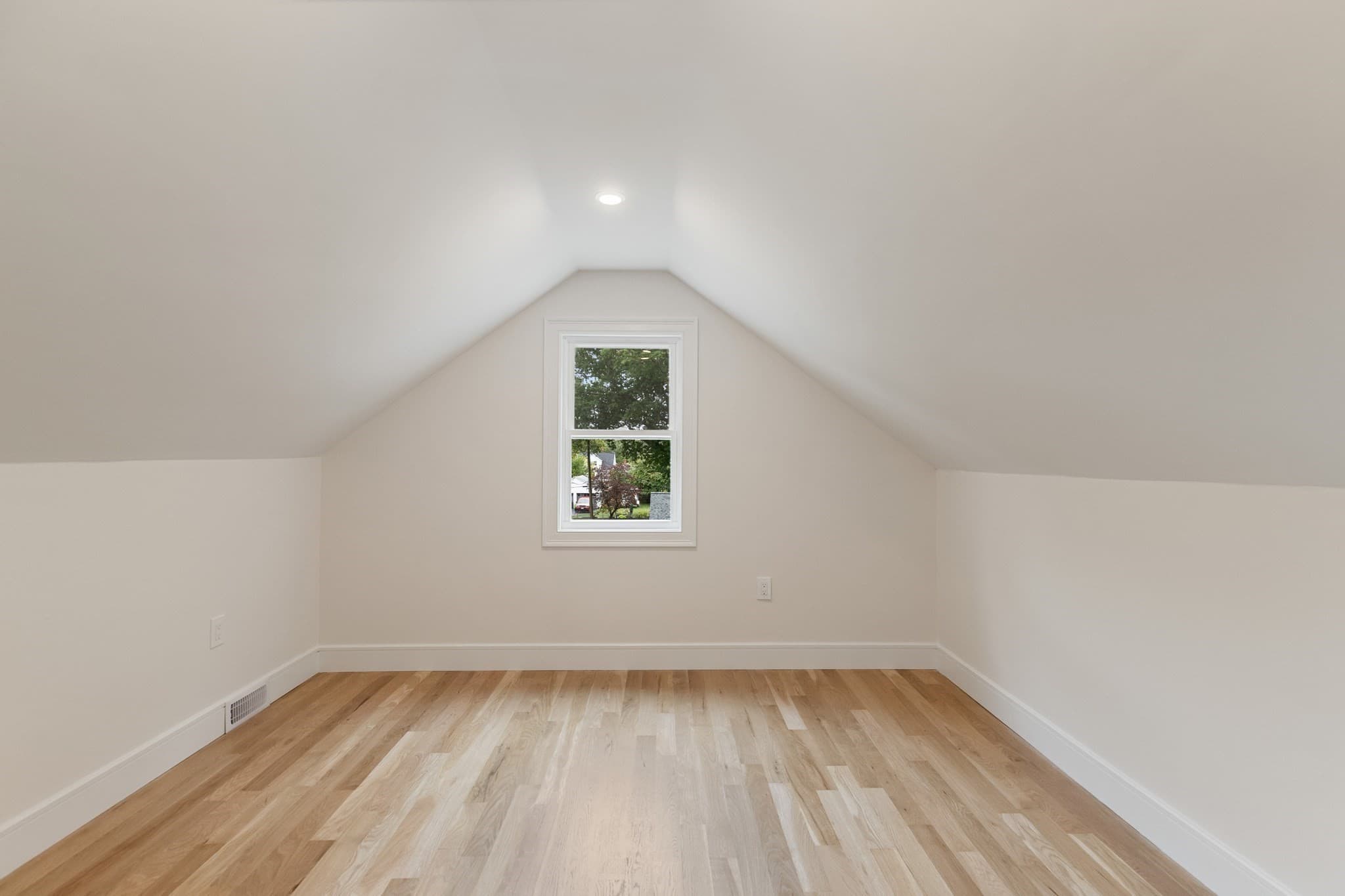 Single Family Residence at 3 Crane St, Danvers MA 01923, Danvers, photo 30 of 35