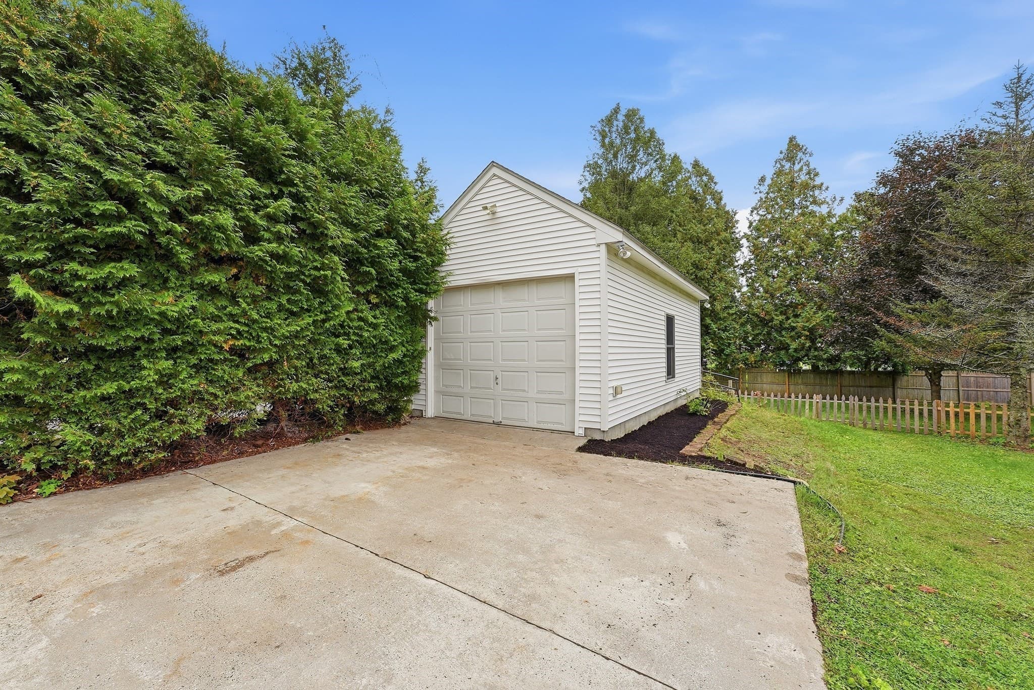 Single Family Residence at 47 Shearer St, Palmer MA 01069, Palmer, photo 3 of 42