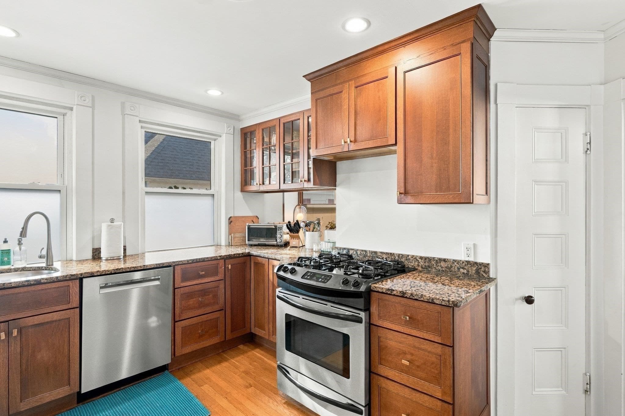 Condominium at 25 Elm St # 3, Gloucester MA 01930, Gloucester, photo 26 of 41