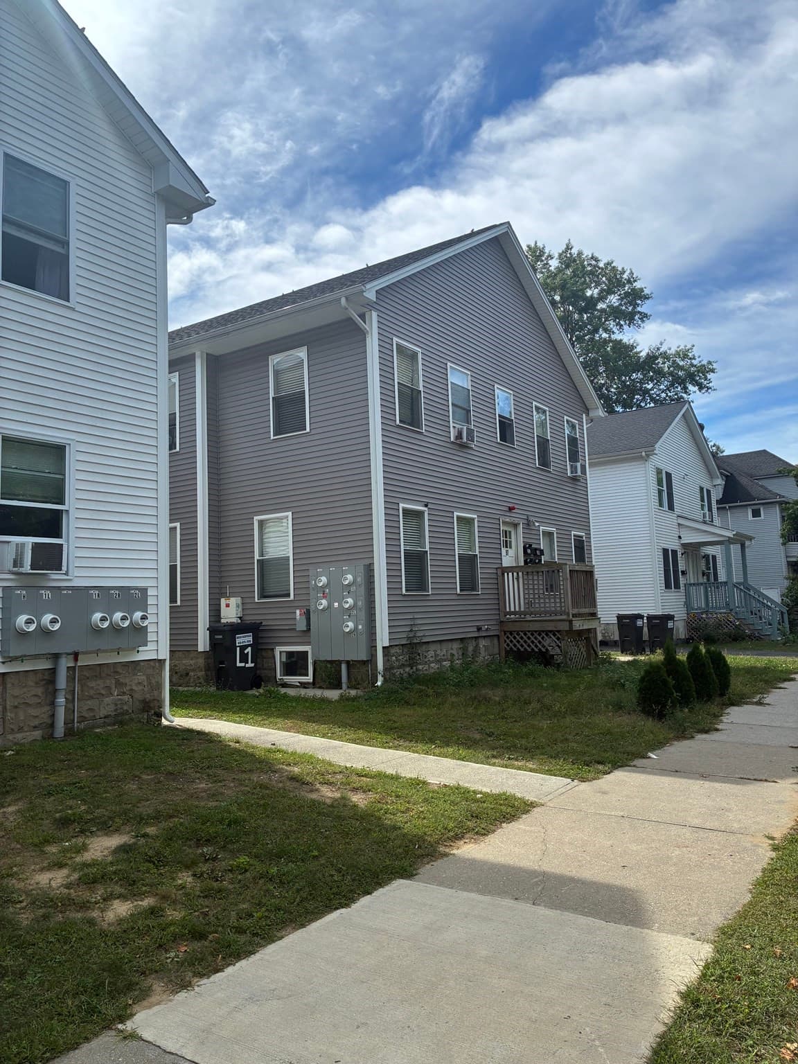 4 Family - 4 Units Up/Down at 97 Alderman St, Springfield MA 01118, Springfield, photo 10 of 10
