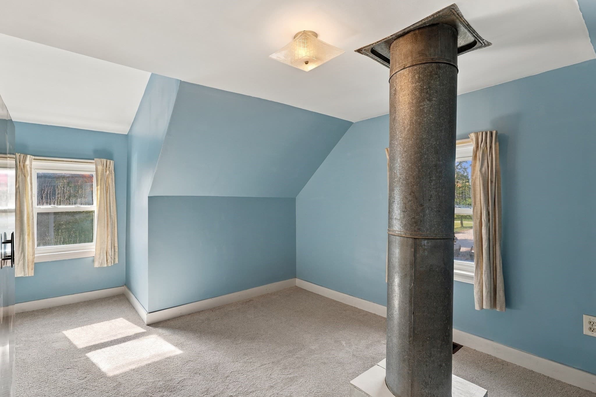 Single Family Residence at 175 Union Street, Northbridge MA 01588, Northbridge, photo 23 of 31