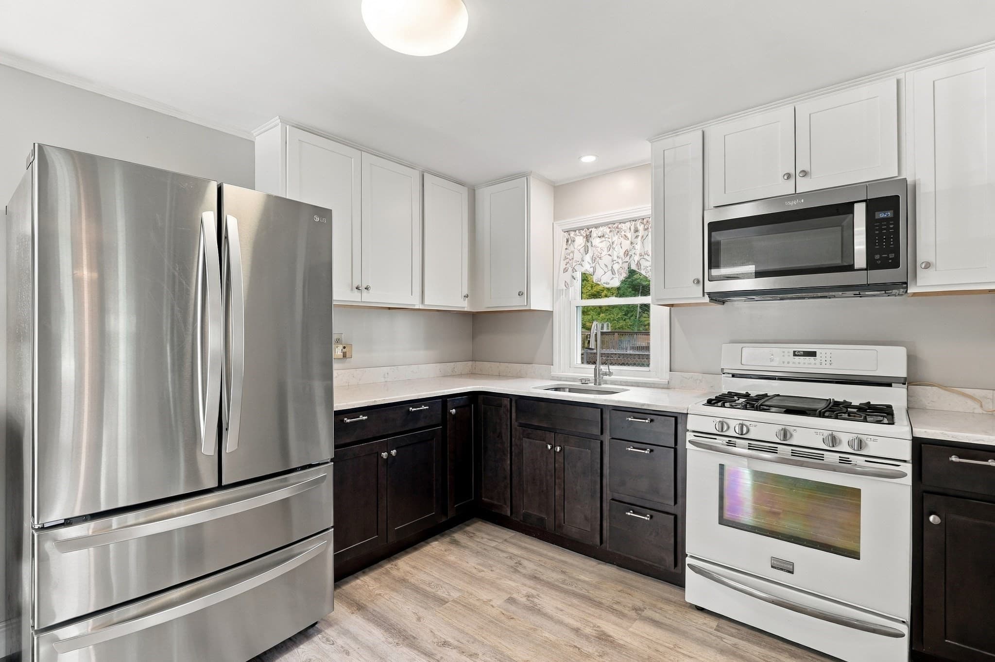 Single Family Residence at 175 Union Street, Northbridge MA 01588, Northbridge, photo 12 of 31