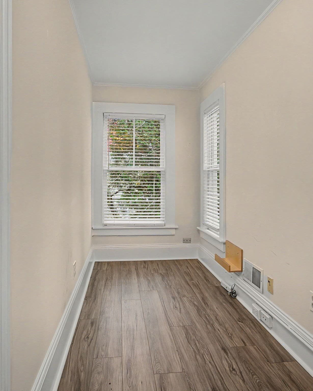 Single Family Residence at 33 Gaylord St, Amherst MA 01002, Amherst, photo 30 of 42