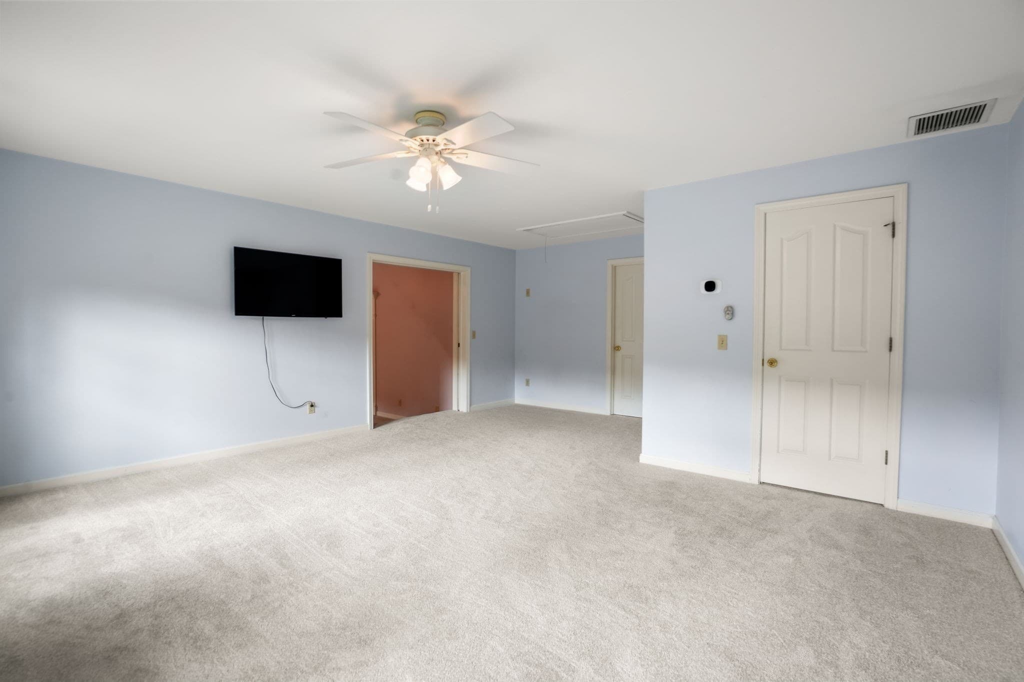 Single Family Residence at 9 Fieldstone Dr, Shrewsbury MA 01545, Shrewsbury, photo 24 of 37