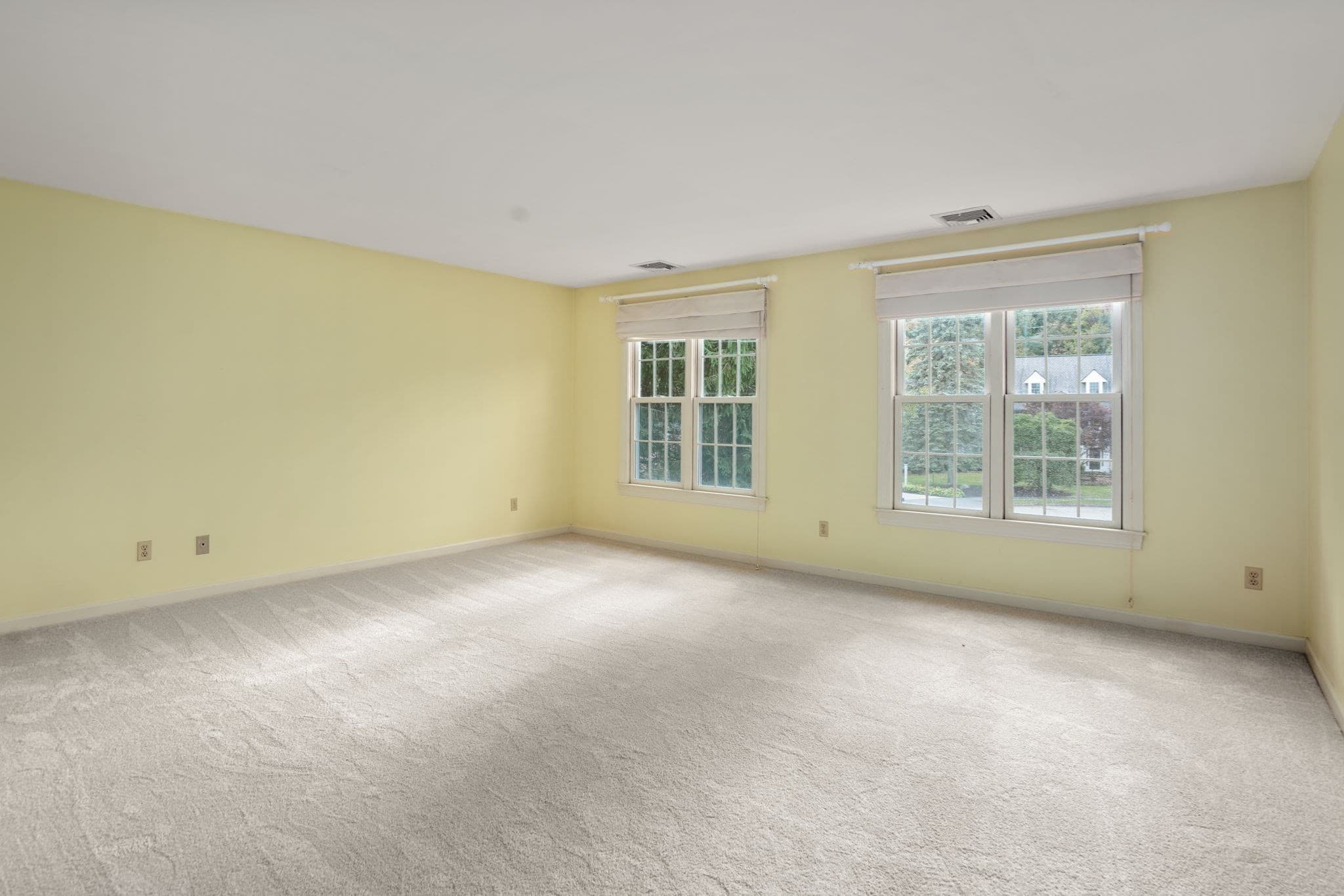 Single Family Residence at 9 Fieldstone Dr, Shrewsbury MA 01545, Shrewsbury, photo 33 of 37