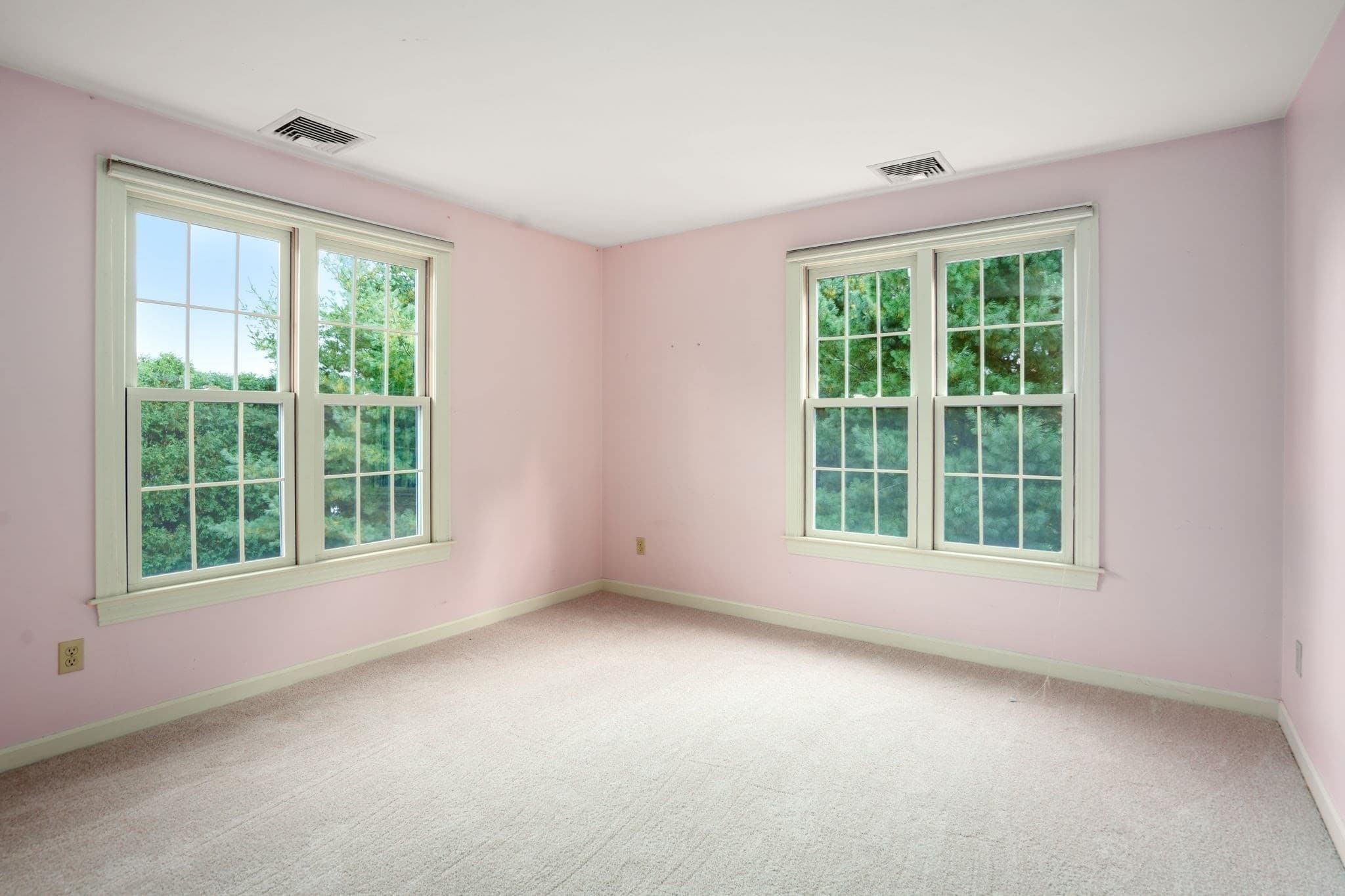 Single Family Residence at 9 Fieldstone Dr, Shrewsbury MA 01545, Shrewsbury, photo 31 of 37