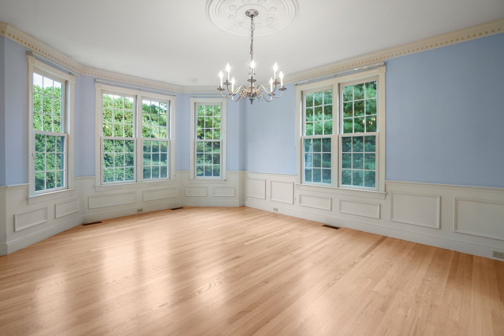 Single Family Residence at 9 Fieldstone Dr, Shrewsbury MA 01545, Shrewsbury, photo 8 of 37